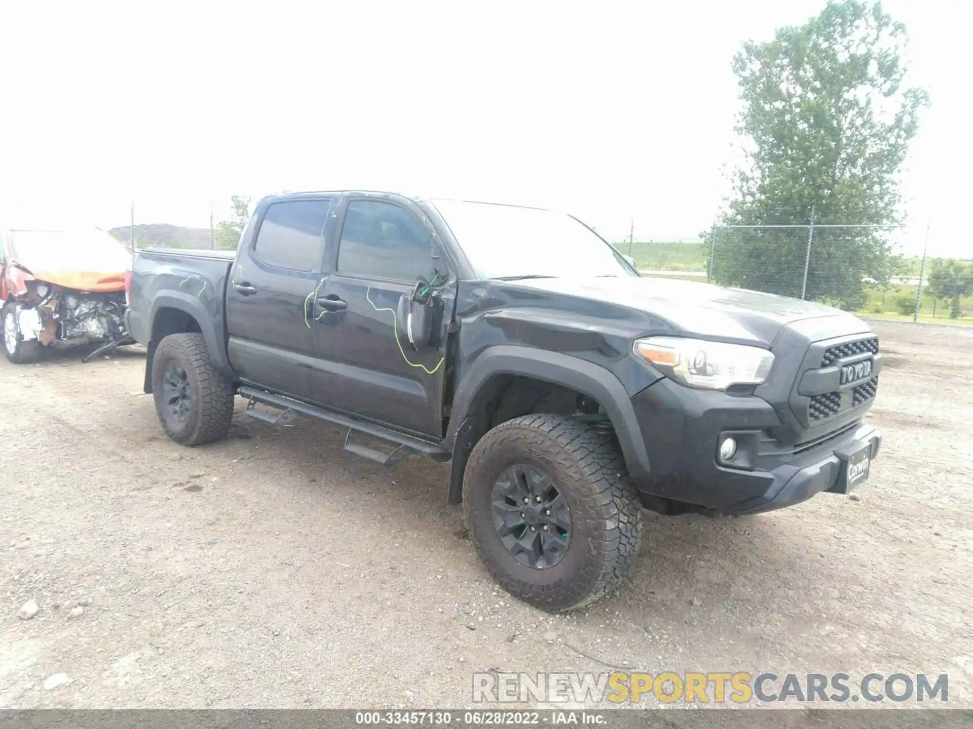 1 Photograph of a damaged car 3TMCZ5AN3KM252545 TOYOTA TACOMA 4WD 2019