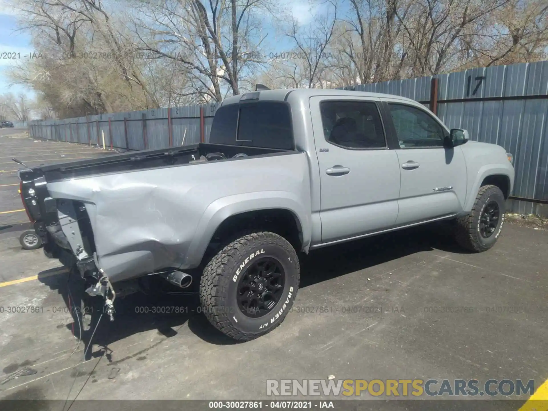 4 Photograph of a damaged car 3TMCZ5AN4KM234443 TOYOTA TACOMA 4WD 2019