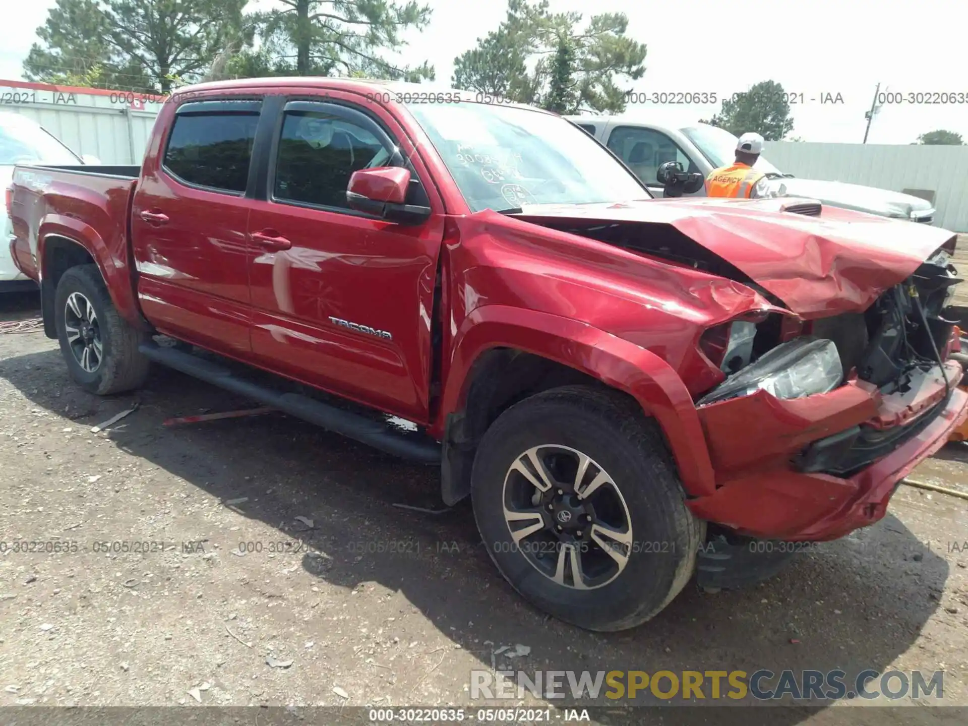 1 Photograph of a damaged car 3TMCZ5AN4KM247676 TOYOTA TACOMA 4WD 2019