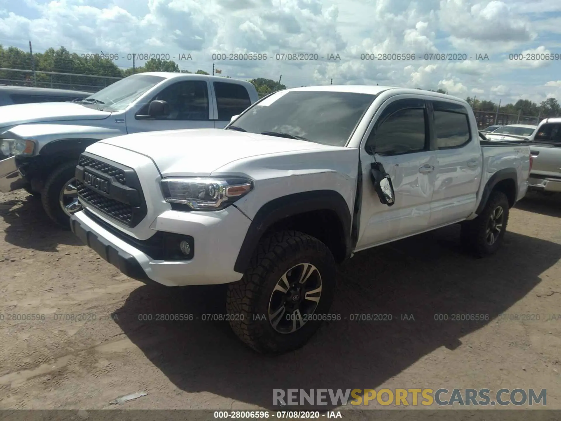 2 Photograph of a damaged car 3TMCZ5AN5KM249081 TOYOTA TACOMA 4WD 2019