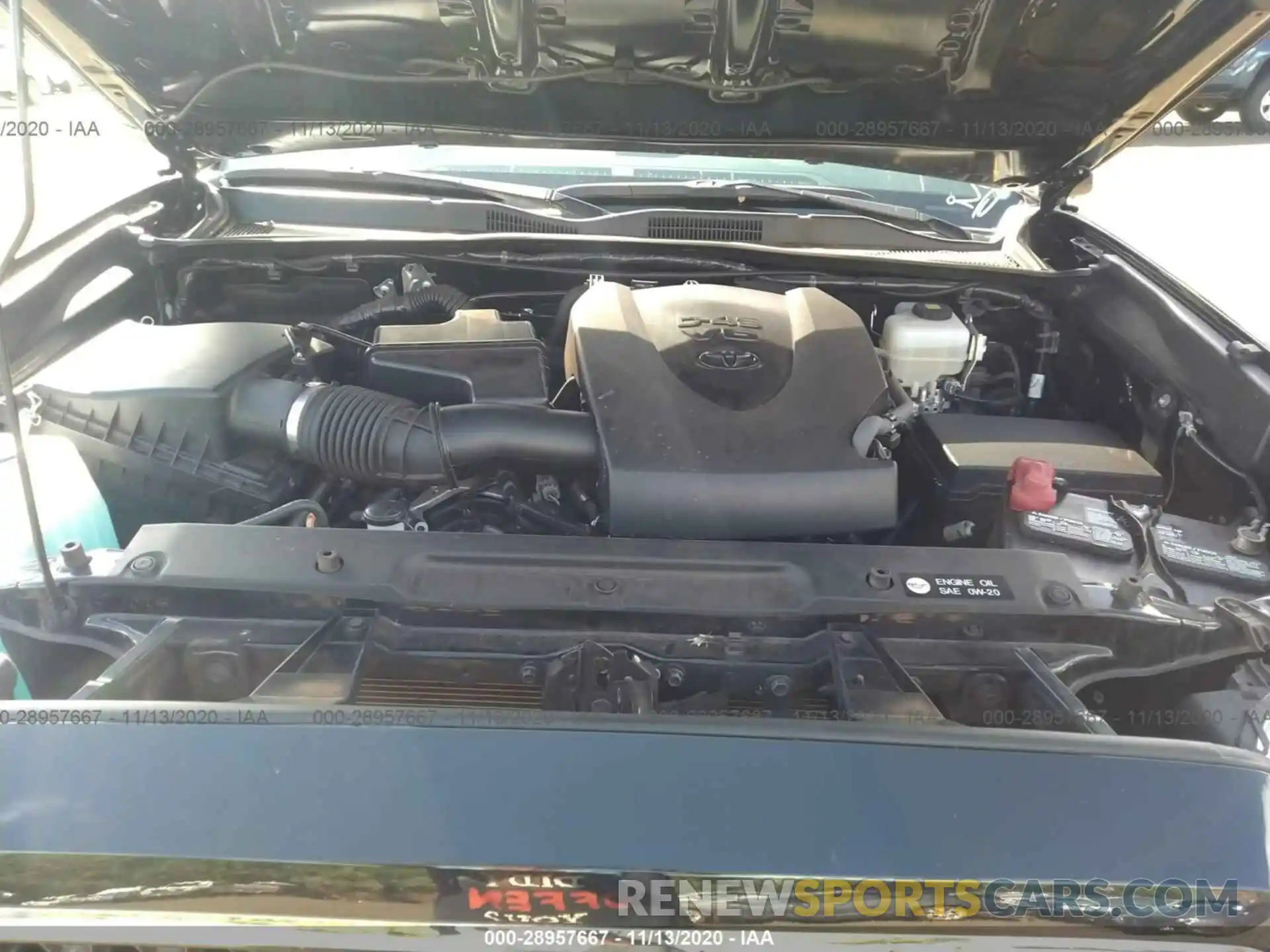 10 Photograph of a damaged car 3TMCZ5AN5KM264339 TOYOTA TACOMA 4WD 2019