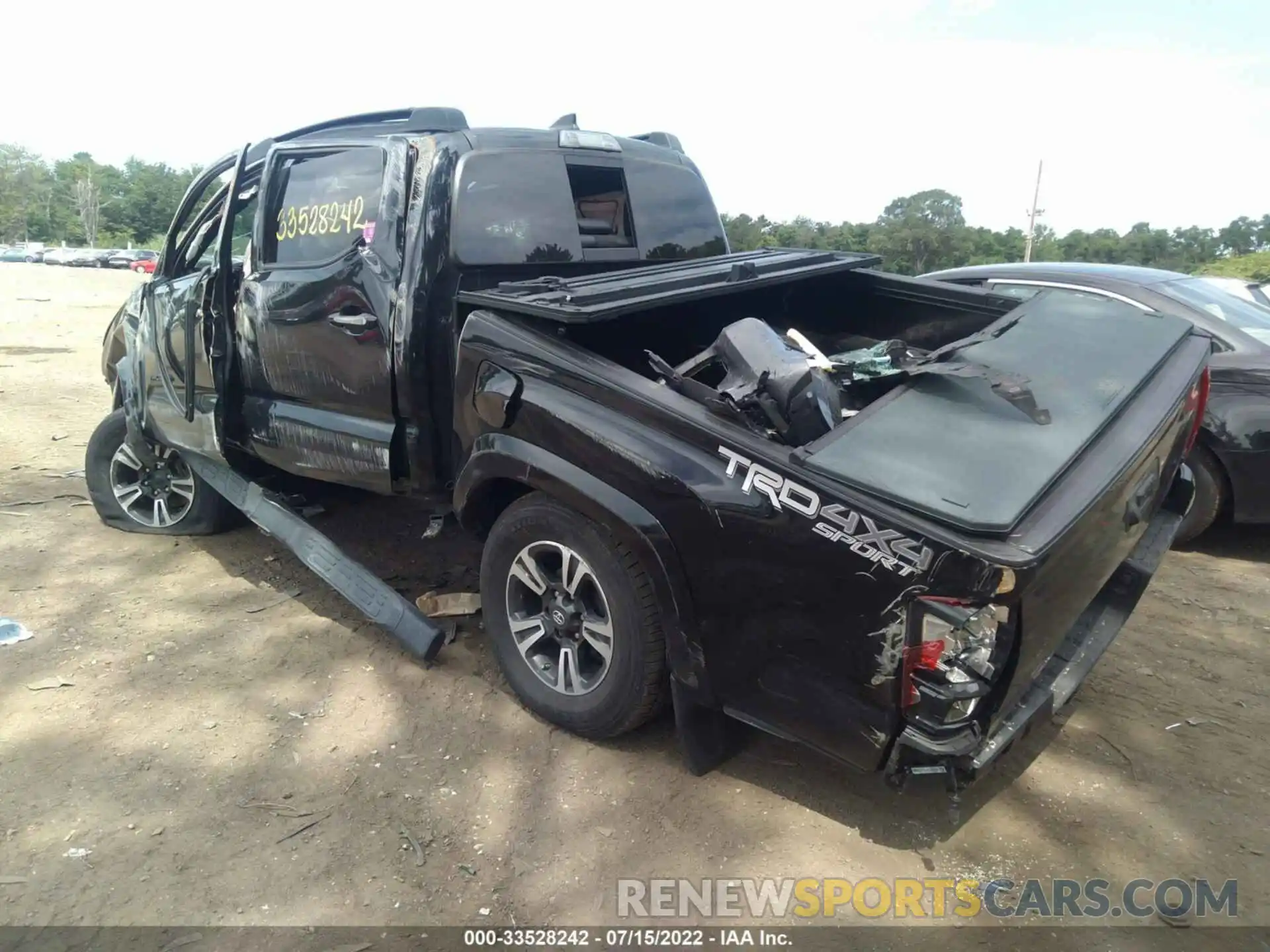 3 Photograph of a damaged car 3TMCZ5AN5KM265474 TOYOTA TACOMA 4WD 2019