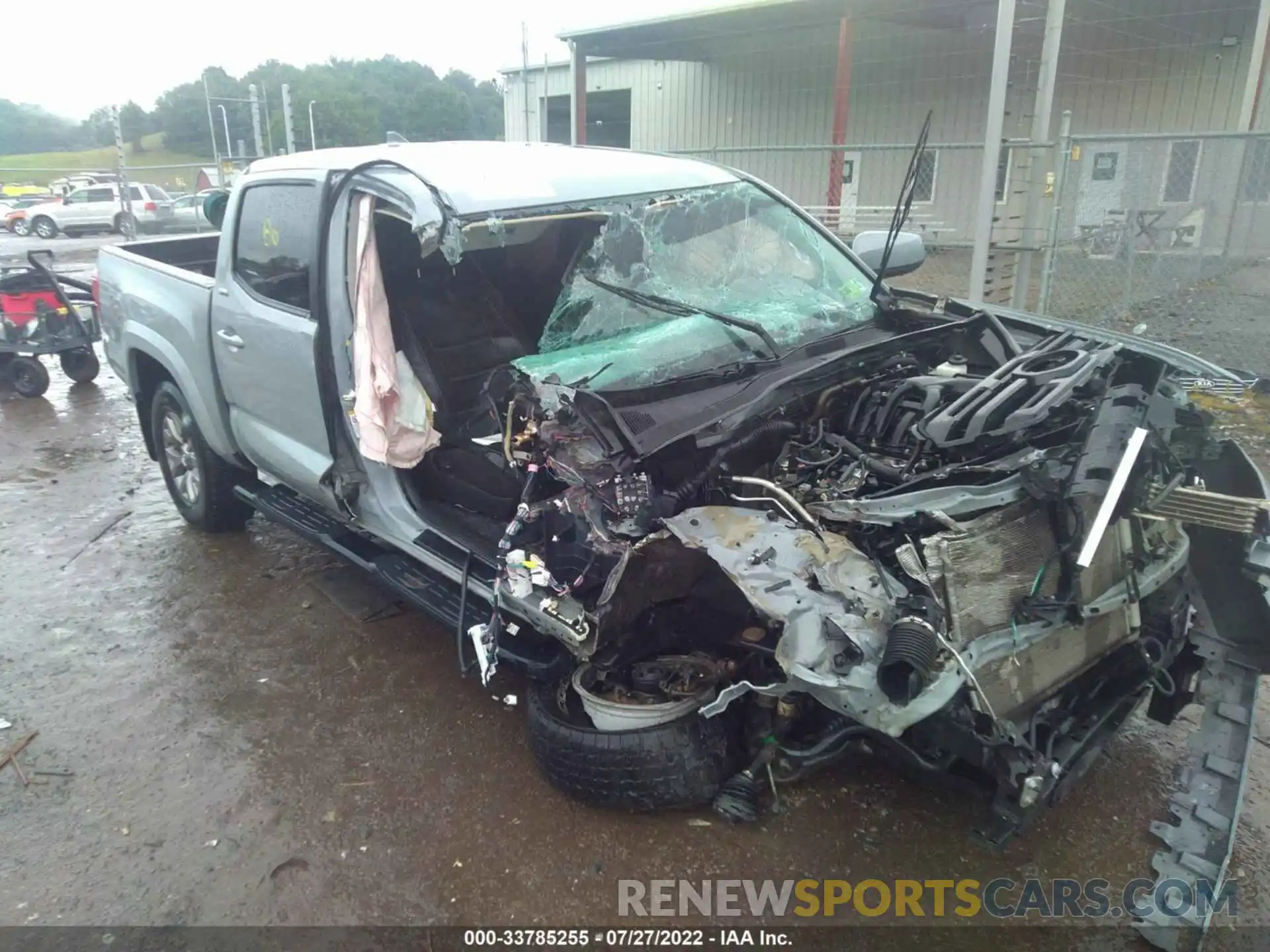 1 Photograph of a damaged car 3TMCZ5AN6KM255147 TOYOTA TACOMA 4WD 2019