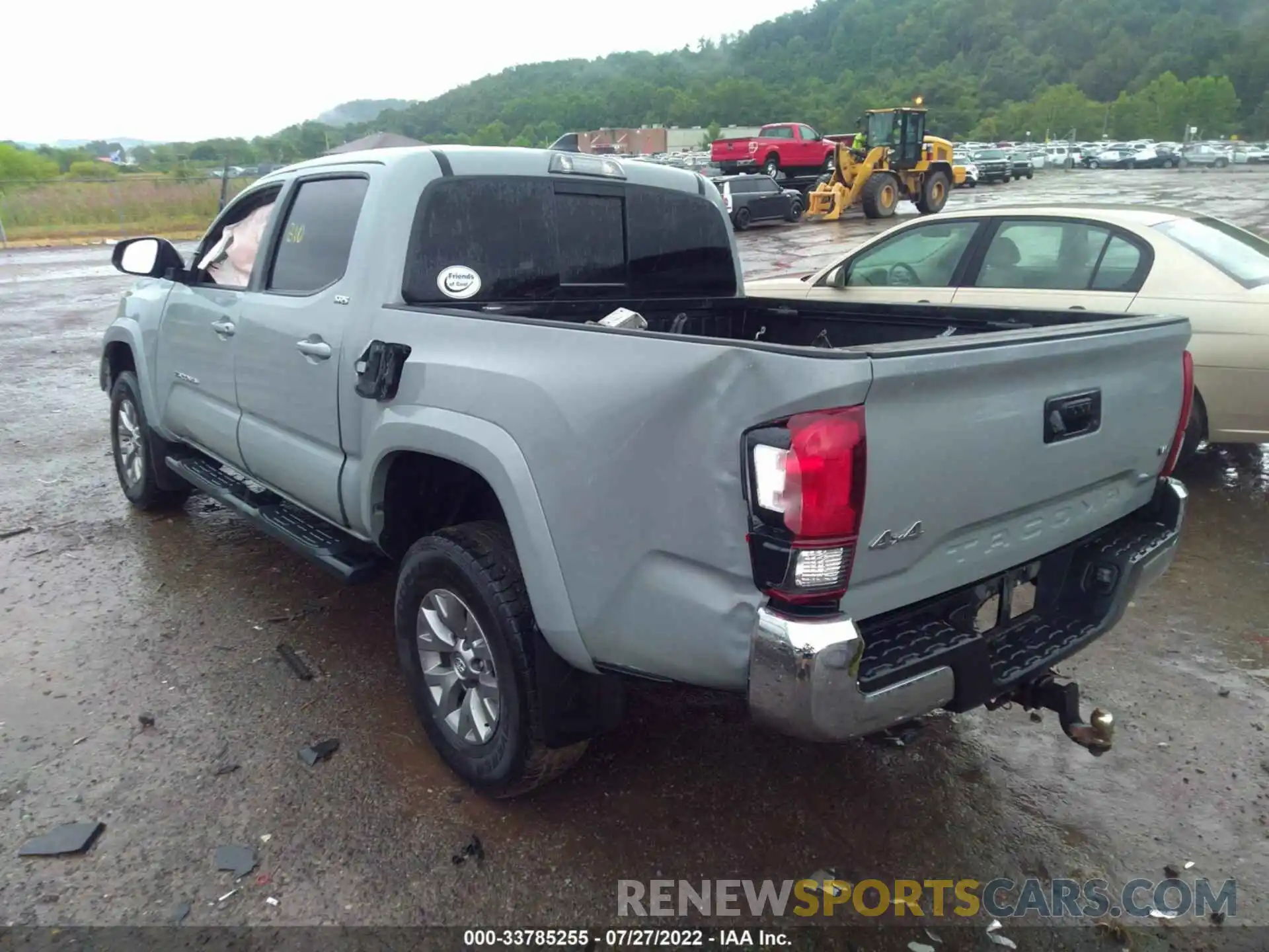 3 Photograph of a damaged car 3TMCZ5AN6KM255147 TOYOTA TACOMA 4WD 2019