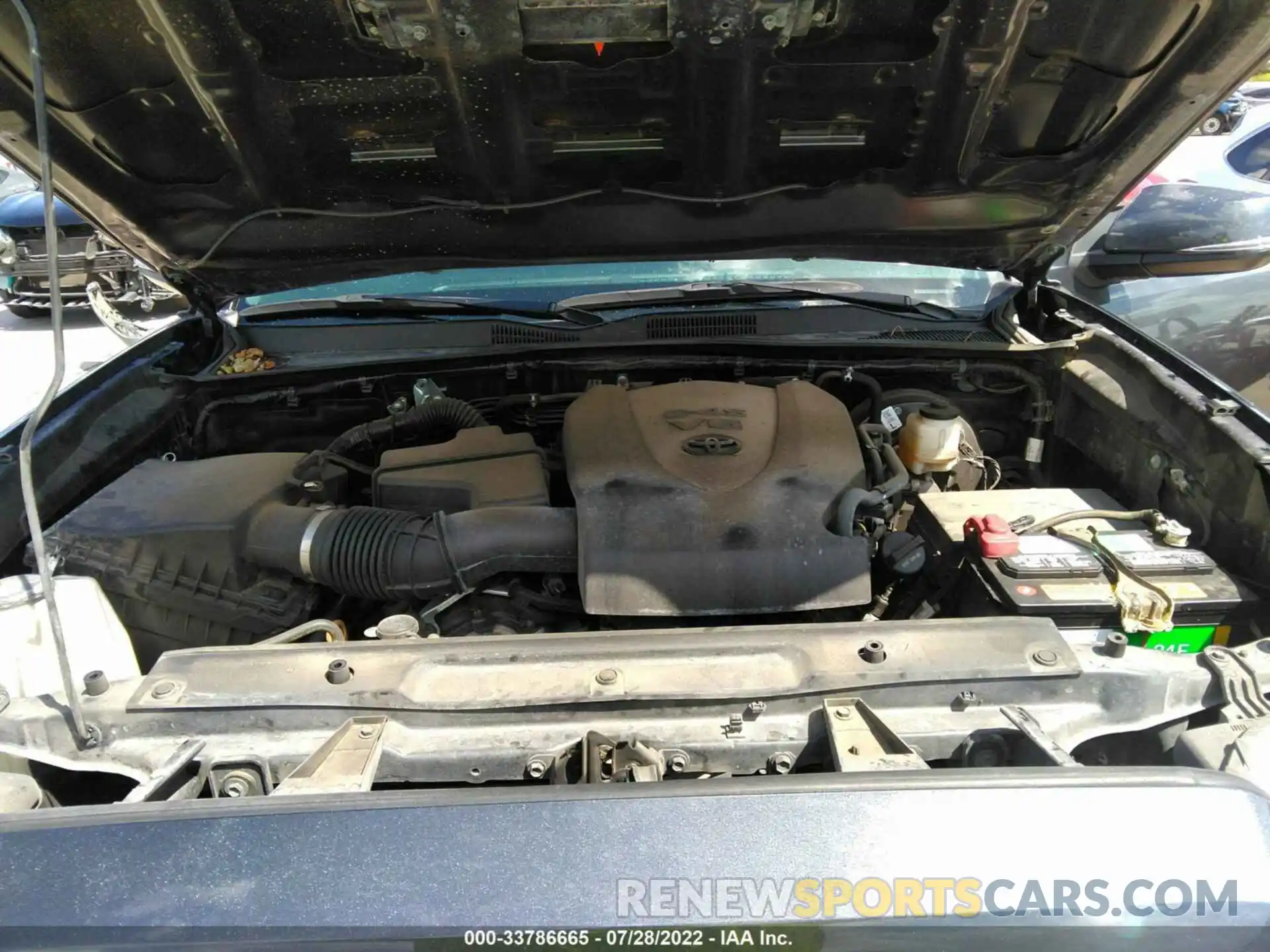 10 Photograph of a damaged car 3TMCZ5AN6KM288102 TOYOTA TACOMA 4WD 2019