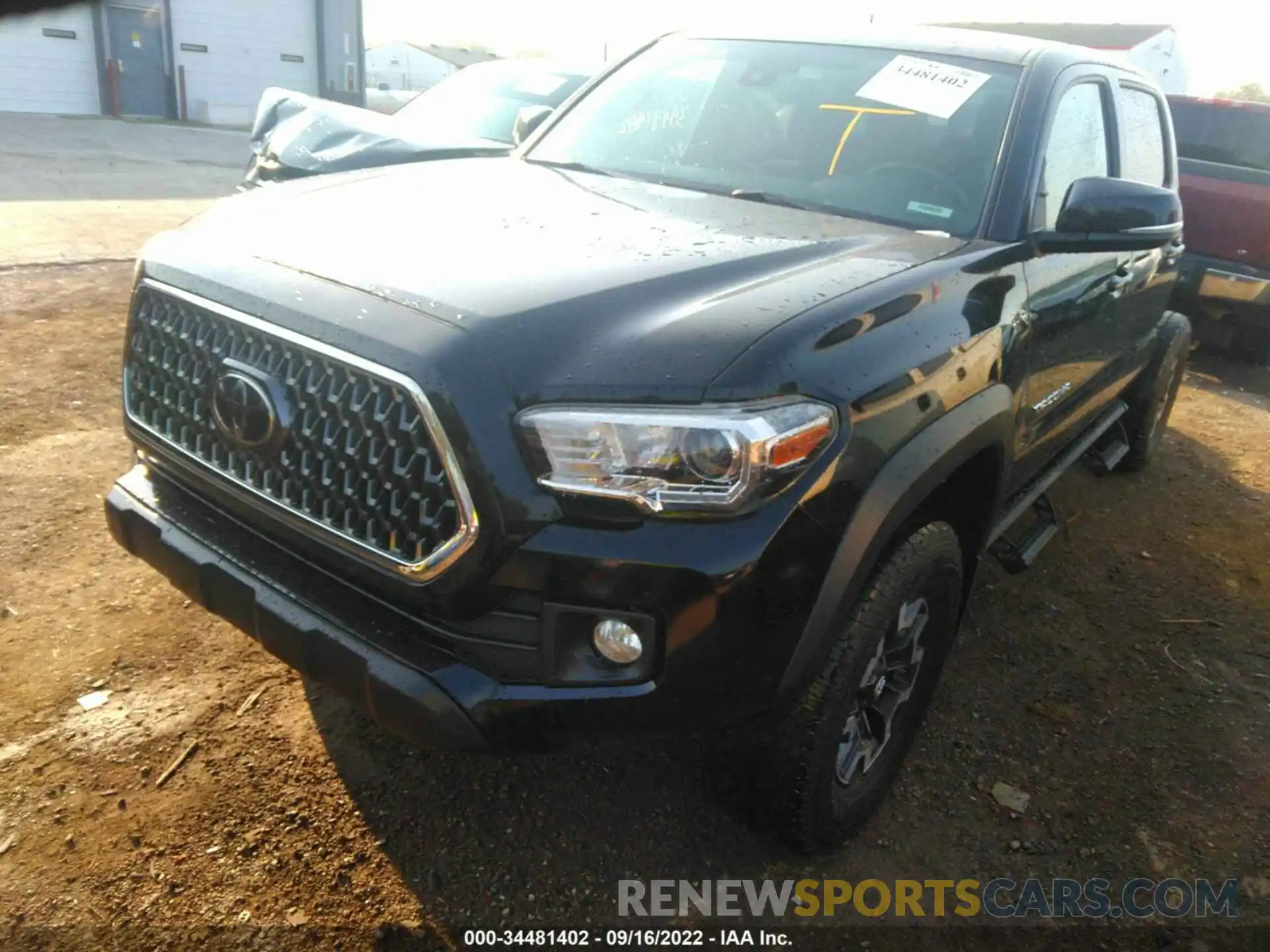 2 Photograph of a damaged car 3TMCZ5AN7KM238521 TOYOTA TACOMA 4WD 2019