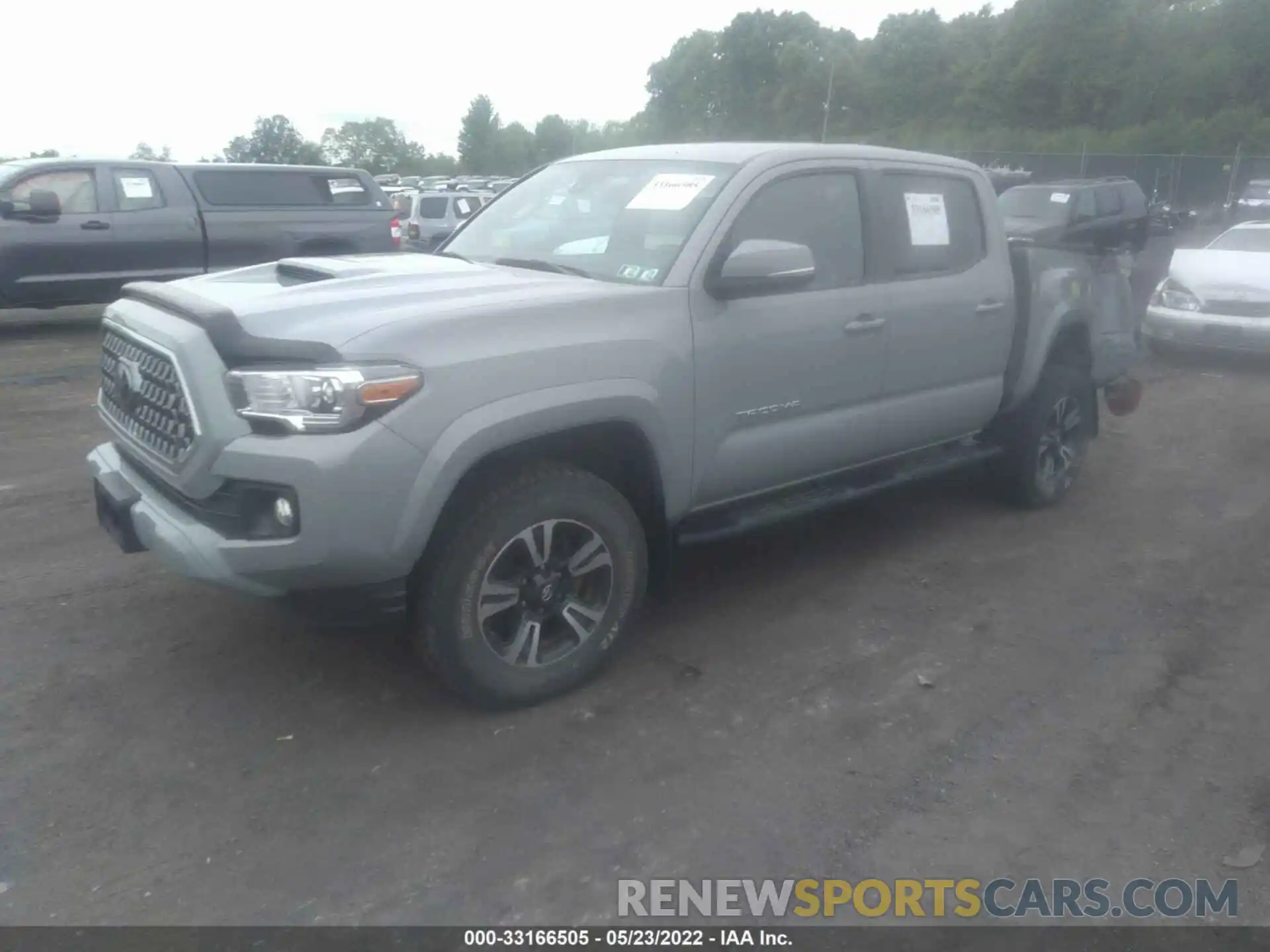 2 Photograph of a damaged car 3TMCZ5AN7KM262351 TOYOTA TACOMA 4WD 2019