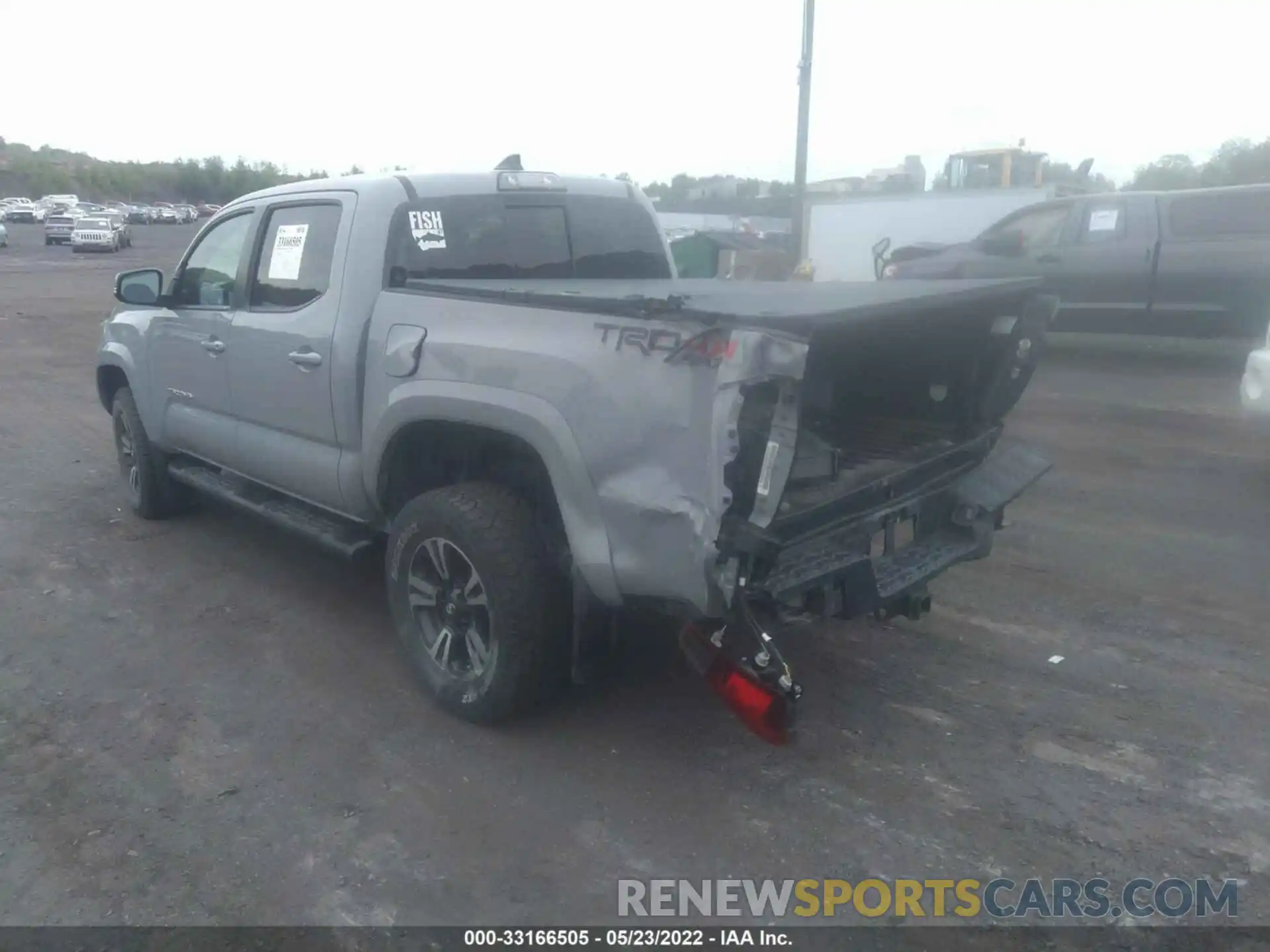 3 Photograph of a damaged car 3TMCZ5AN7KM262351 TOYOTA TACOMA 4WD 2019