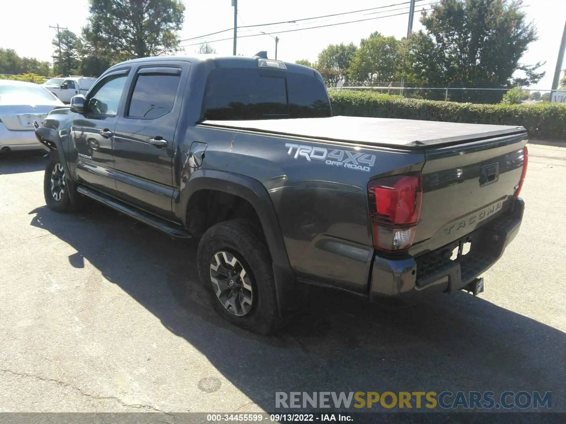 3 Photograph of a damaged car 3TMCZ5AN9KM203382 TOYOTA TACOMA 4WD 2019