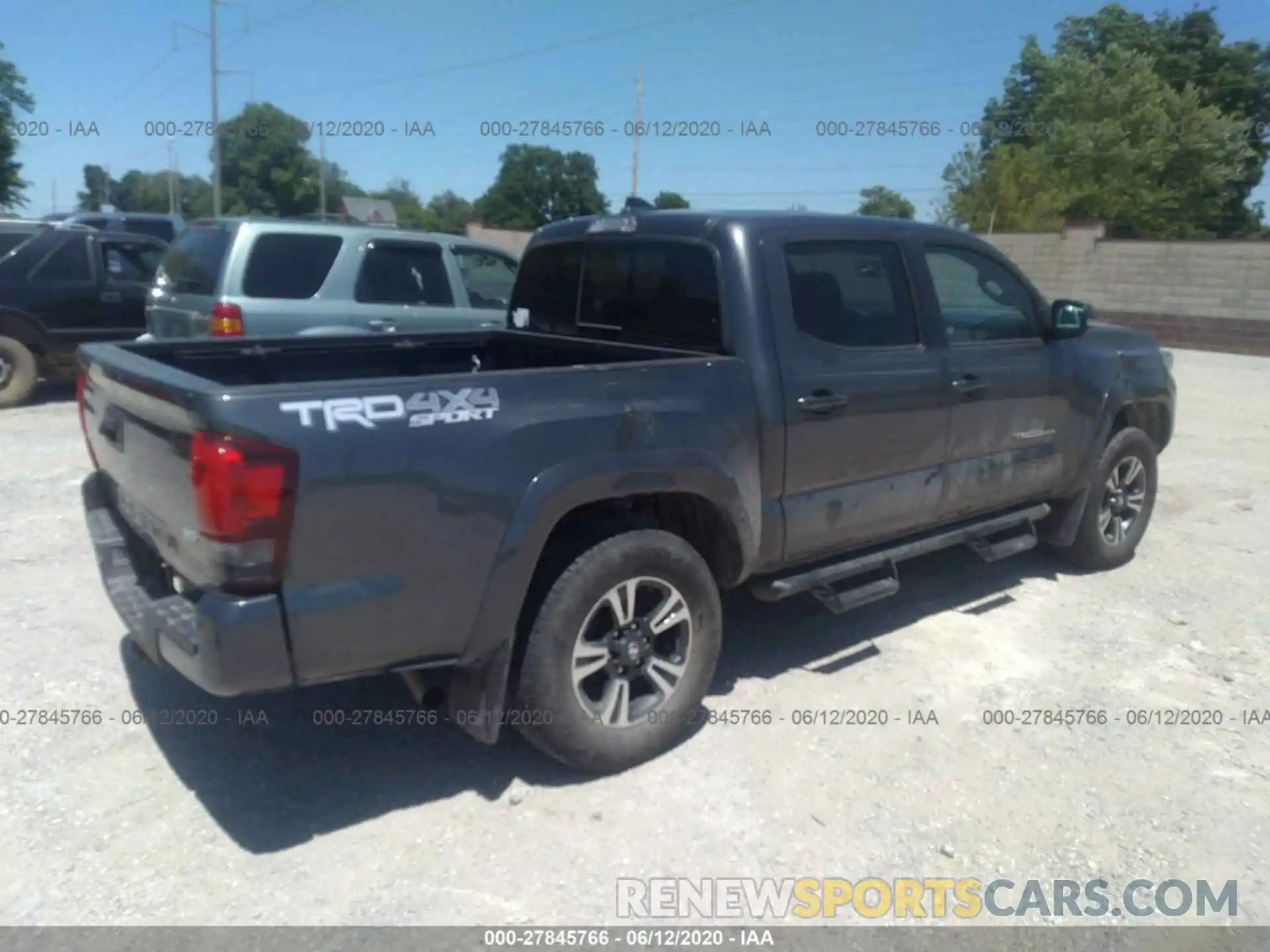 4 Photograph of a damaged car 3TMCZ5AN9KM232994 TOYOTA TACOMA 4WD 2019