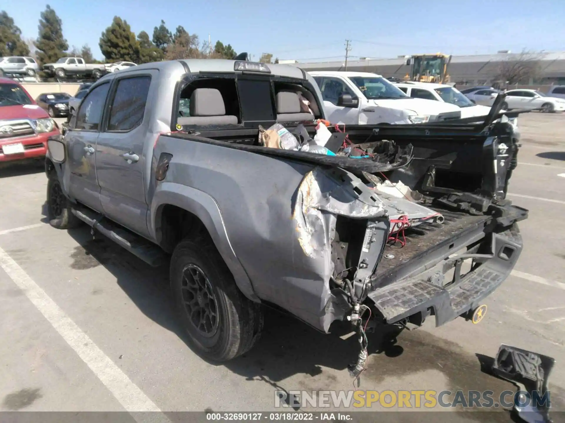 3 Photograph of a damaged car 3TMCZ5AN9KM235636 TOYOTA TACOMA 4WD 2019