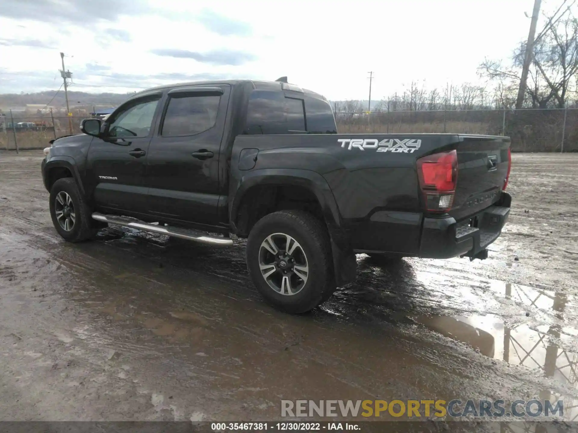 3 Photograph of a damaged car 3TMCZ5AN9KM272458 TOYOTA TACOMA 4WD 2019