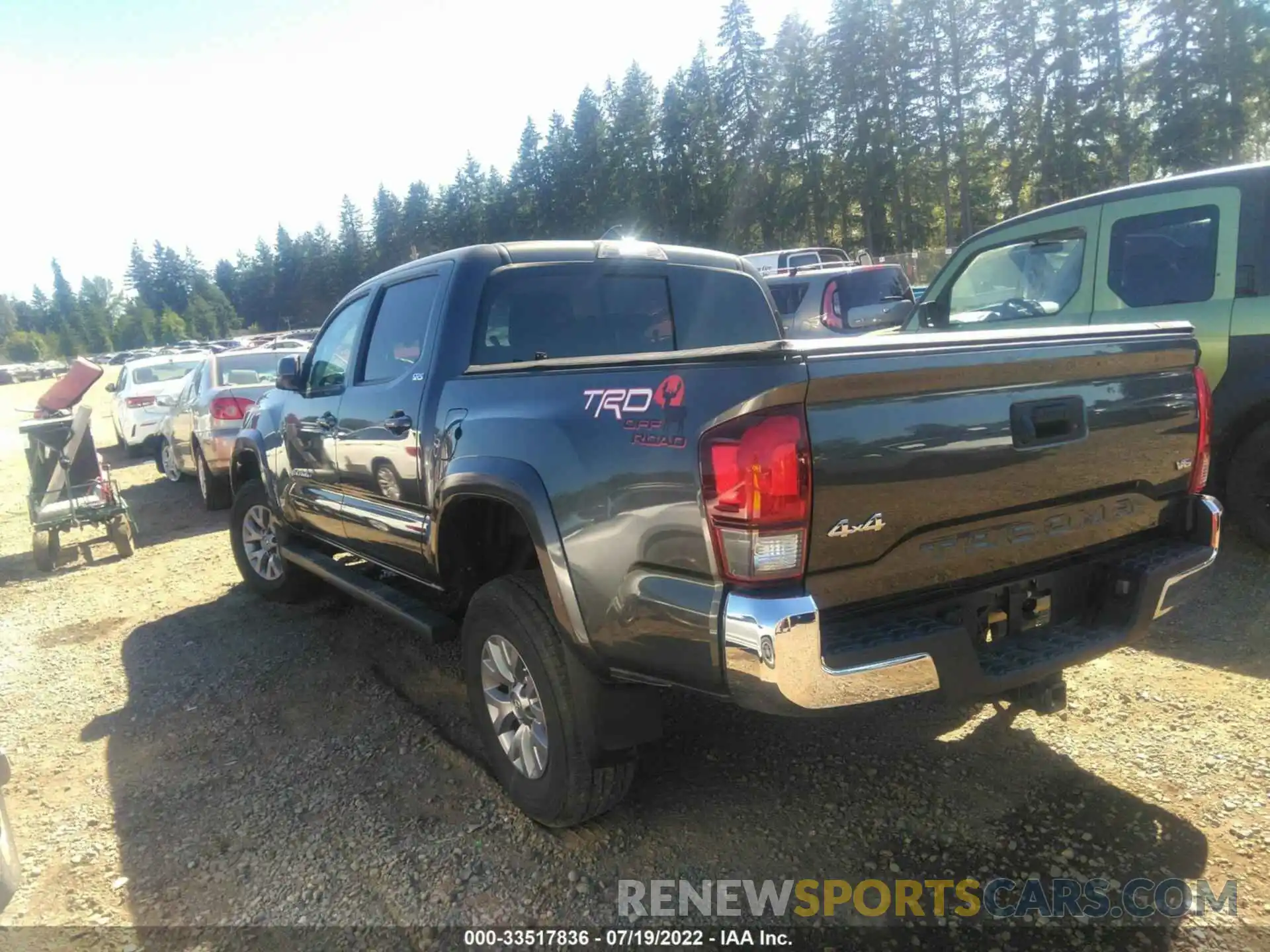 3 Photograph of a damaged car 3TMCZ5ANXKM216447 TOYOTA TACOMA 4WD 2019