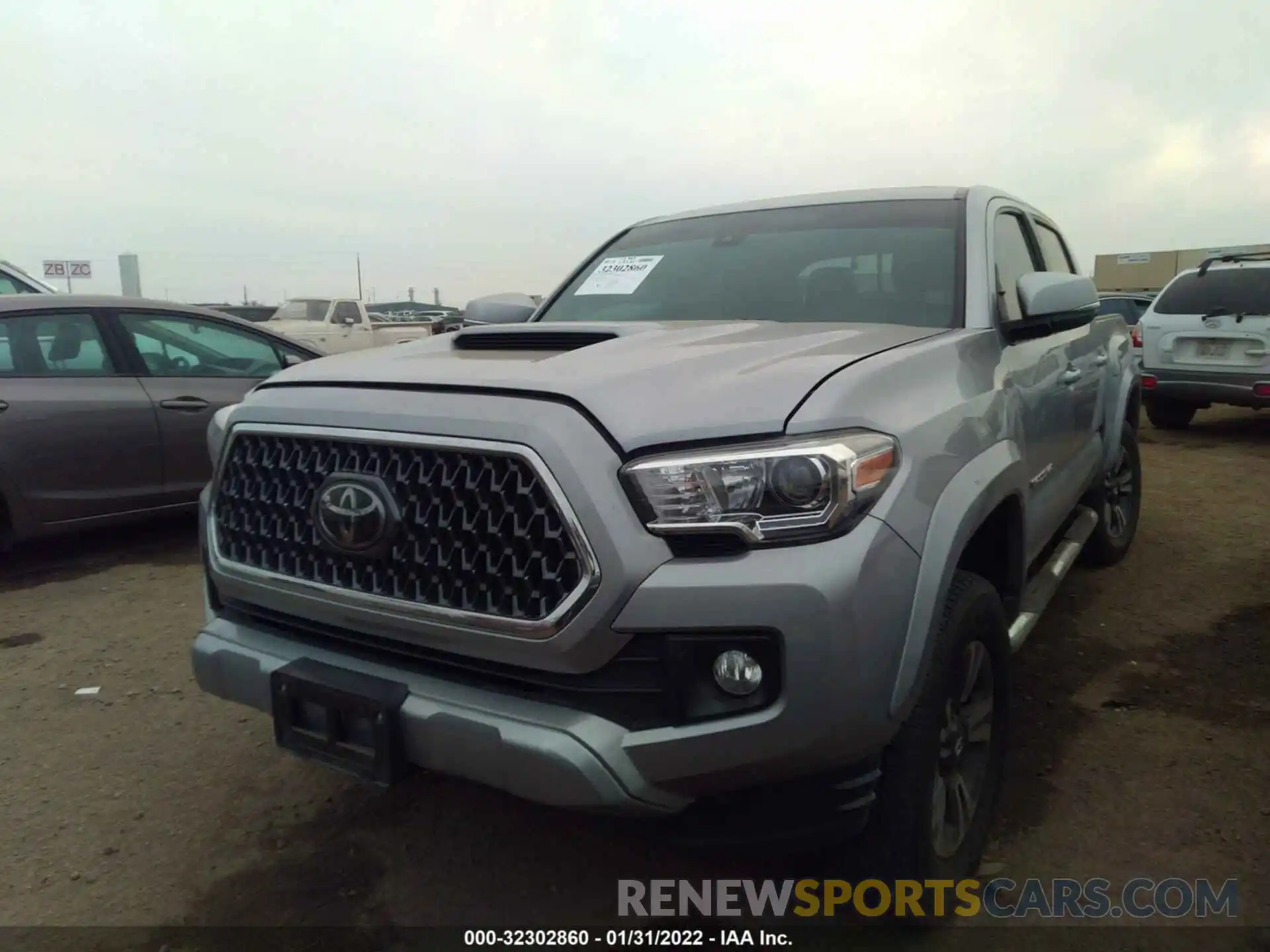 2 Photograph of a damaged car 3TMCZ5ANXKM222233 TOYOTA TACOMA 4WD 2019