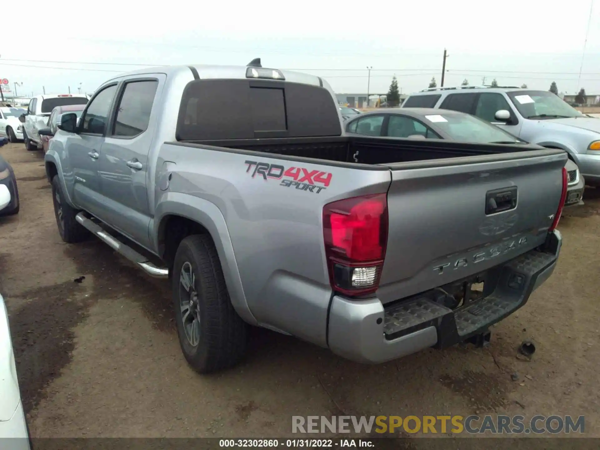 3 Photograph of a damaged car 3TMCZ5ANXKM222233 TOYOTA TACOMA 4WD 2019