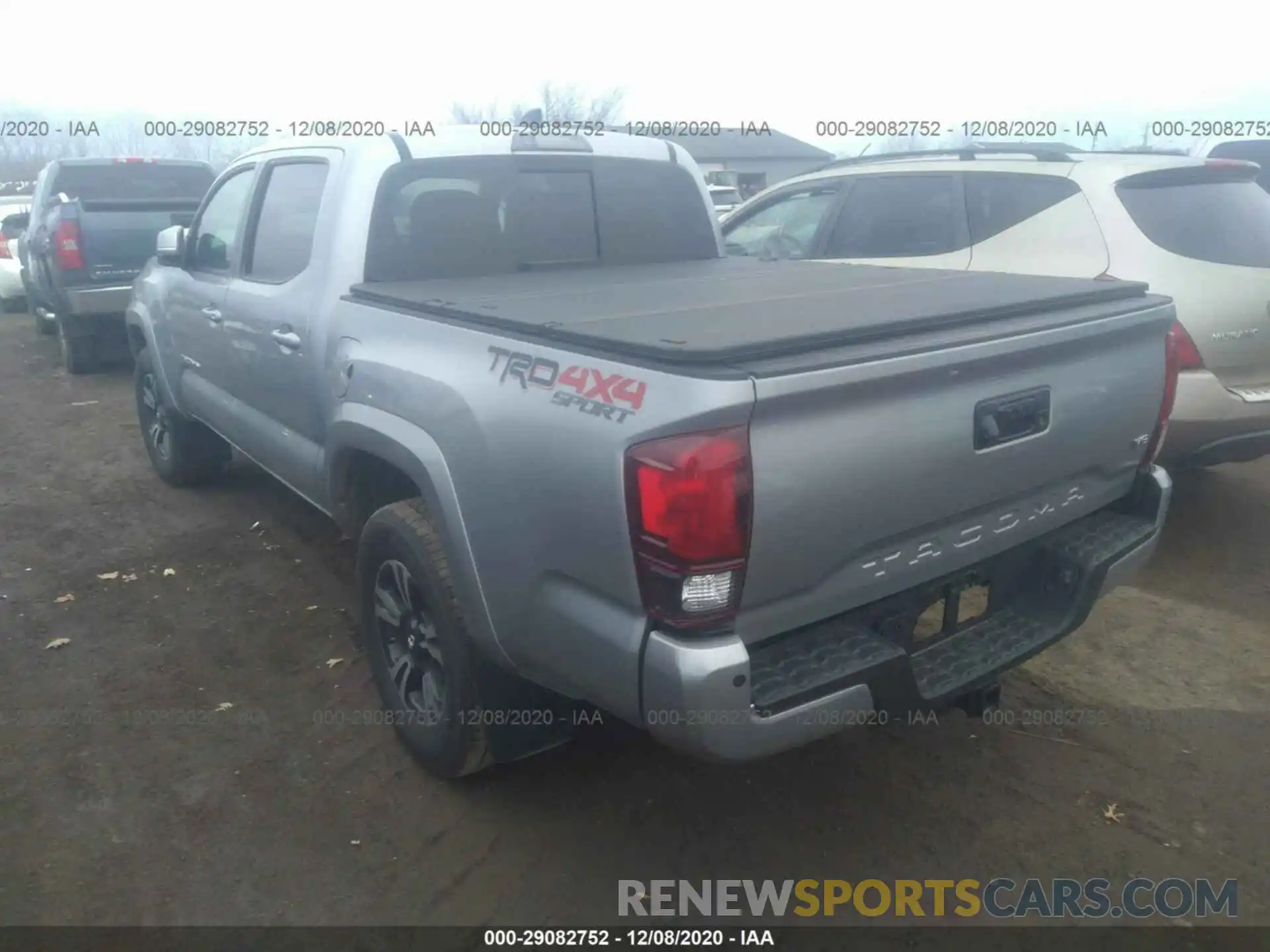 3 Photograph of a damaged car 3TMCZ5ANXKM255376 TOYOTA TACOMA 4WD 2019