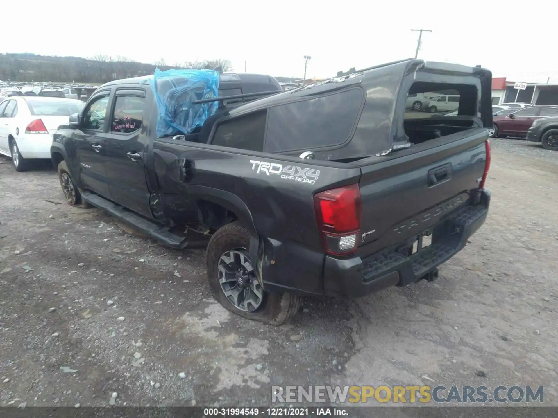 3 Photograph of a damaged car 3TMDZ5BN6KM060720 TOYOTA TACOMA 4WD 2019