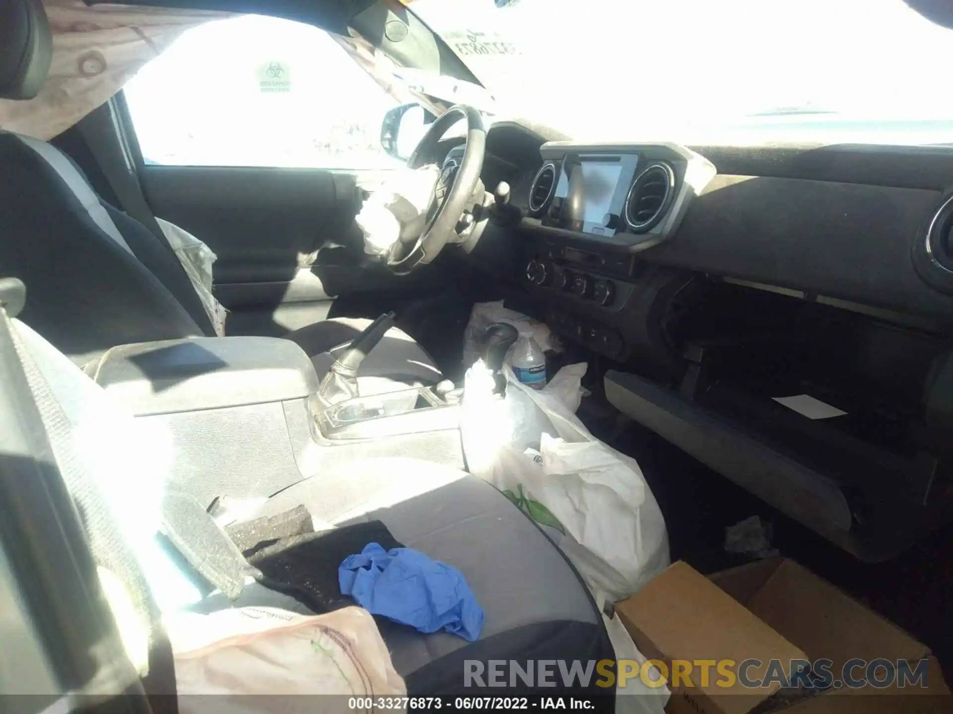 5 Photograph of a damaged car 3TMDZ5BN6KM072429 TOYOTA TACOMA 4WD 2019