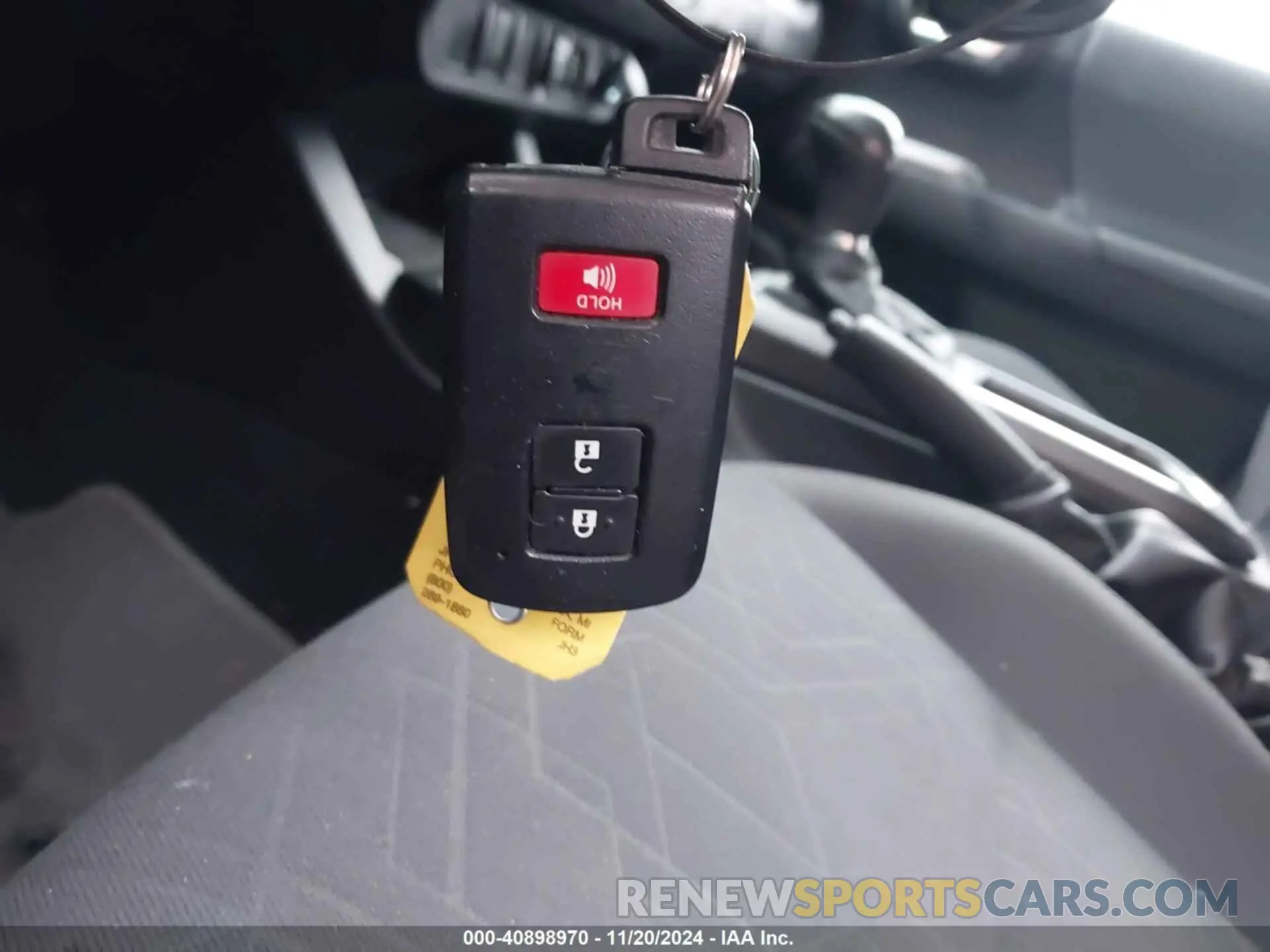 11 Photograph of a damaged car 3TMDZ5BN7KM065649 TOYOTA TACOMA 4WD 2019