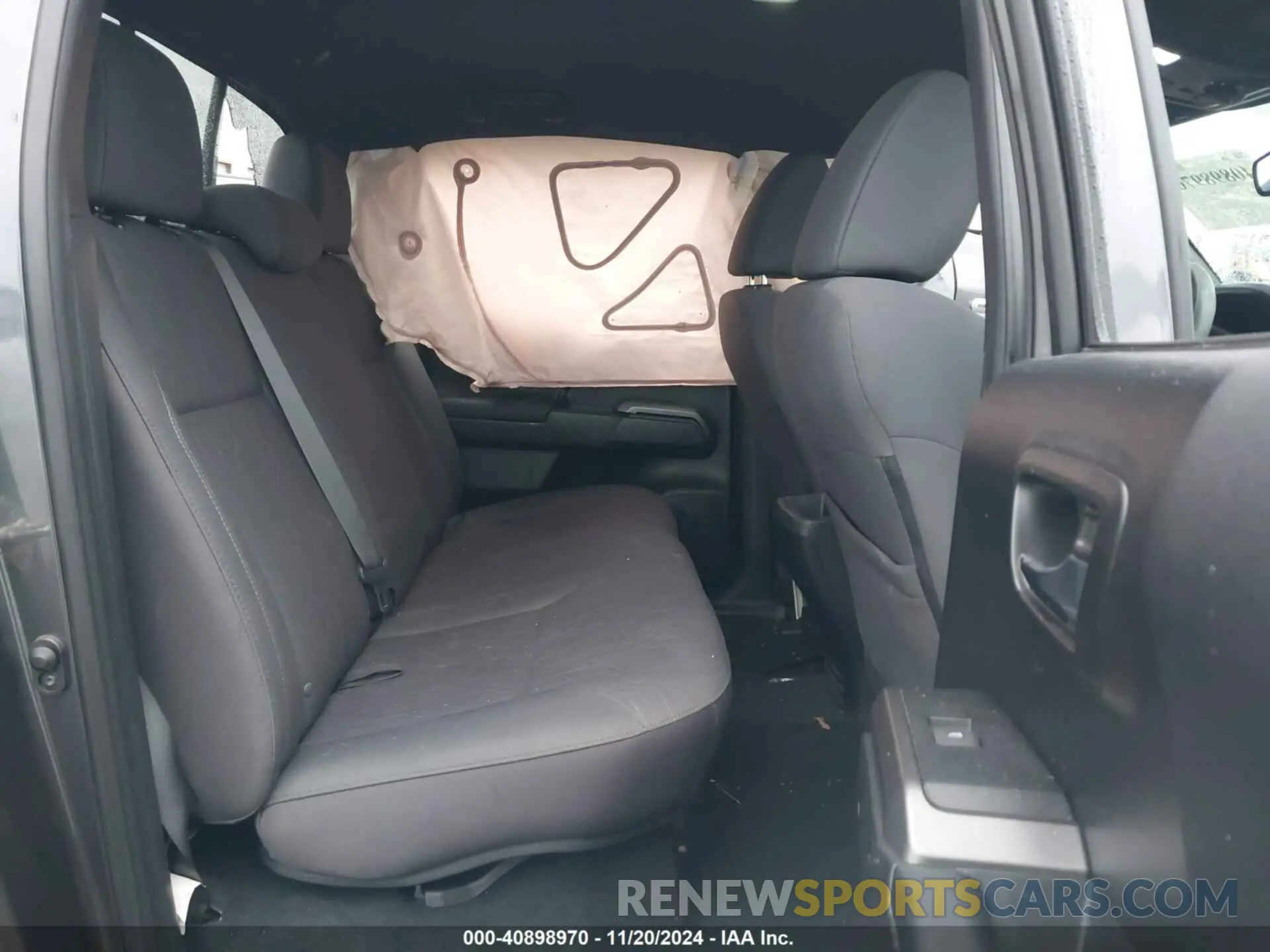 8 Photograph of a damaged car 3TMDZ5BN7KM065649 TOYOTA TACOMA 4WD 2019
