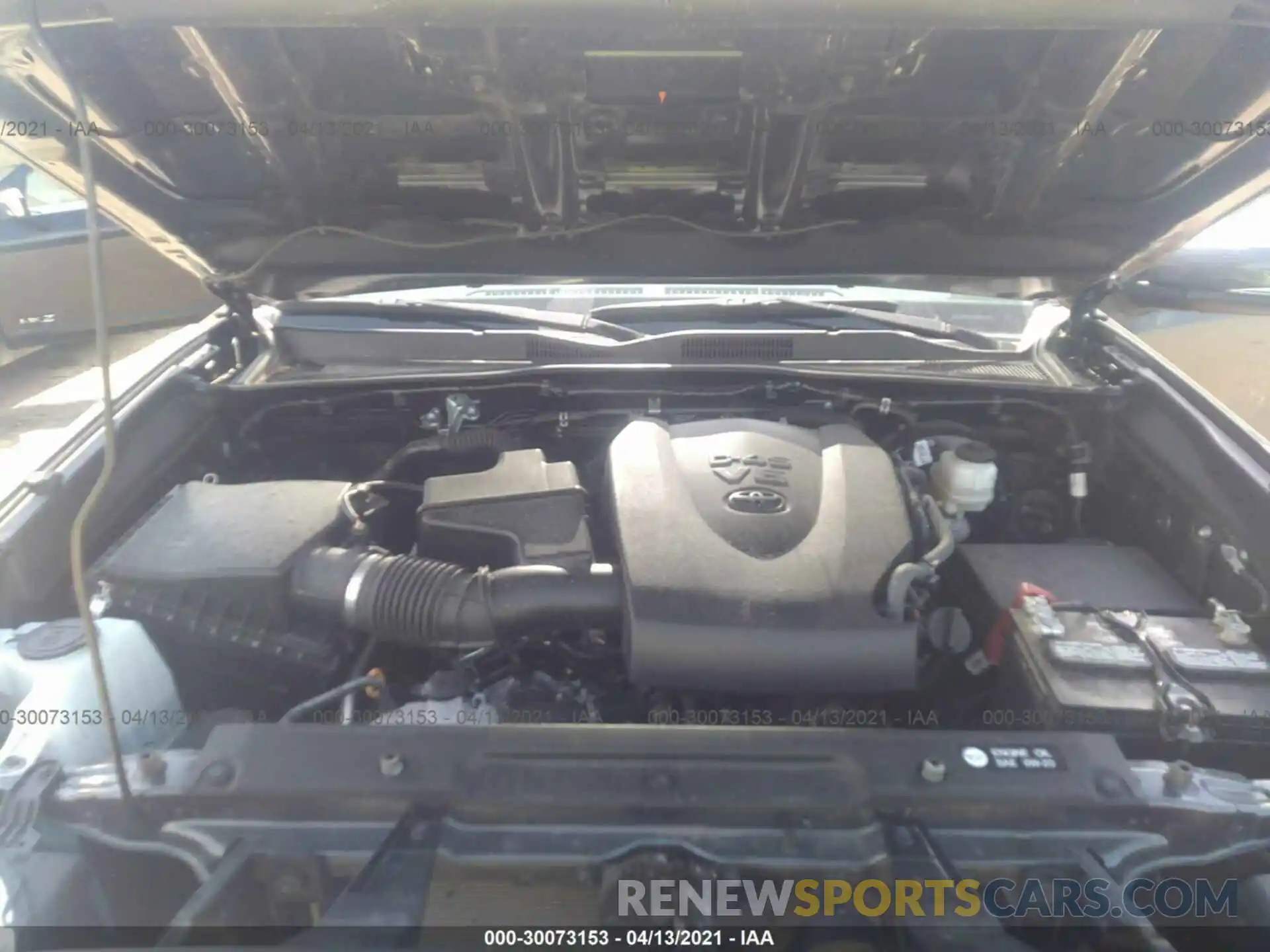 10 Photograph of a damaged car 3TMDZ5BN8KM067068 TOYOTA TACOMA 4WD 2019