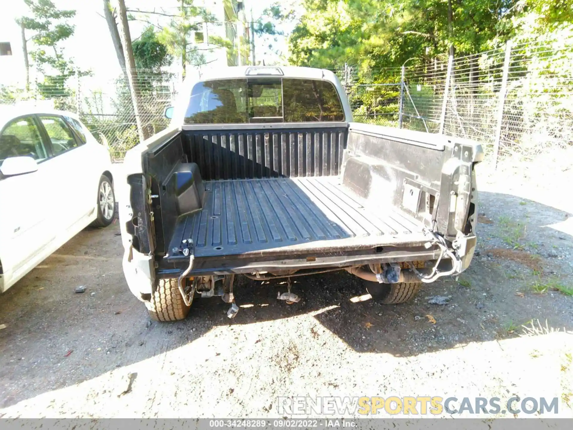 6 Photograph of a damaged car 3TMDZ5BN8KM071265 TOYOTA TACOMA 4WD 2019