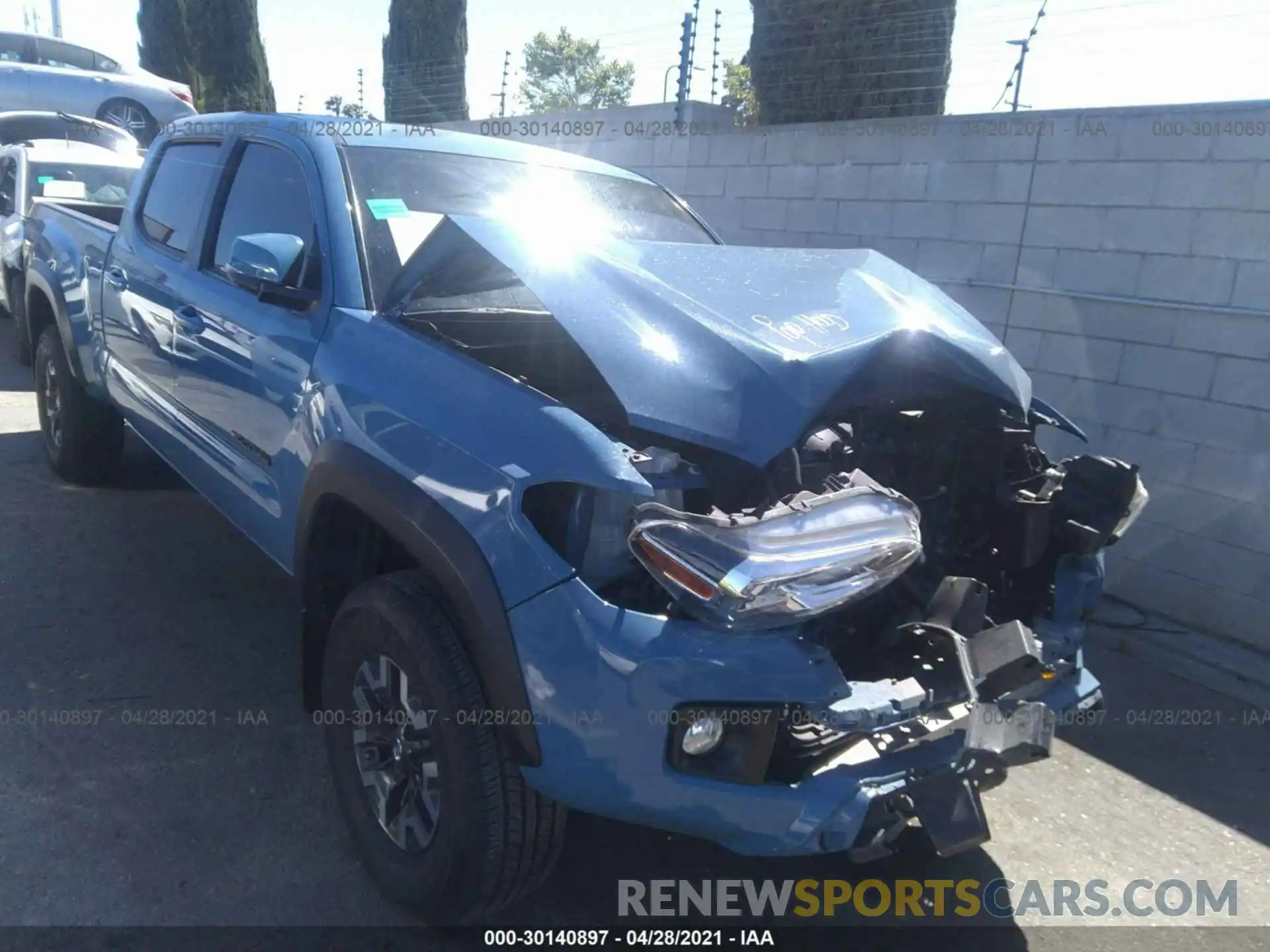 1 Photograph of a damaged car 3TMDZ5BNXKM057755 TOYOTA TACOMA 4WD 2019