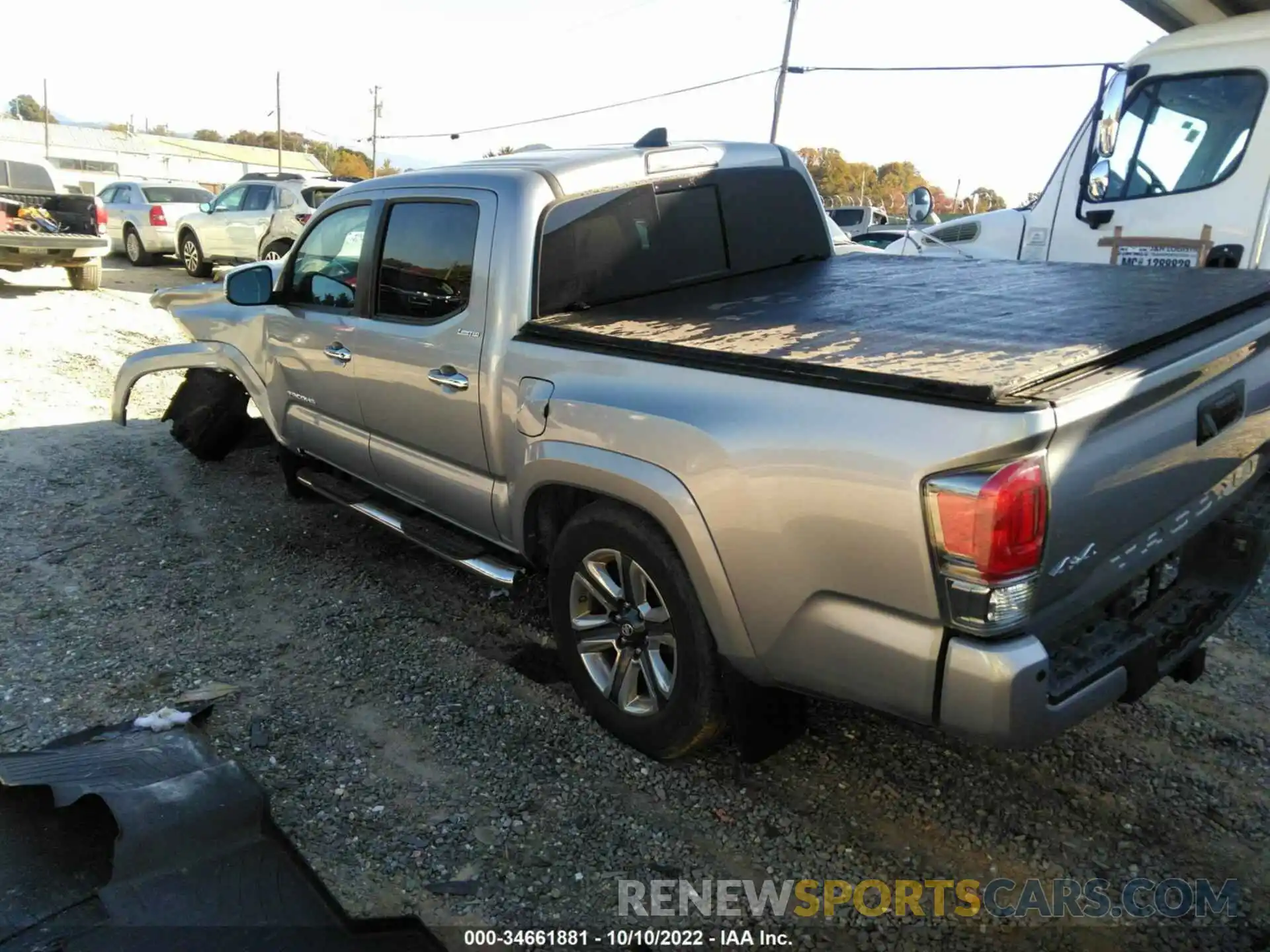 3 Photograph of a damaged car 3TMGZ5AN5KM204255 TOYOTA TACOMA 4WD 2019