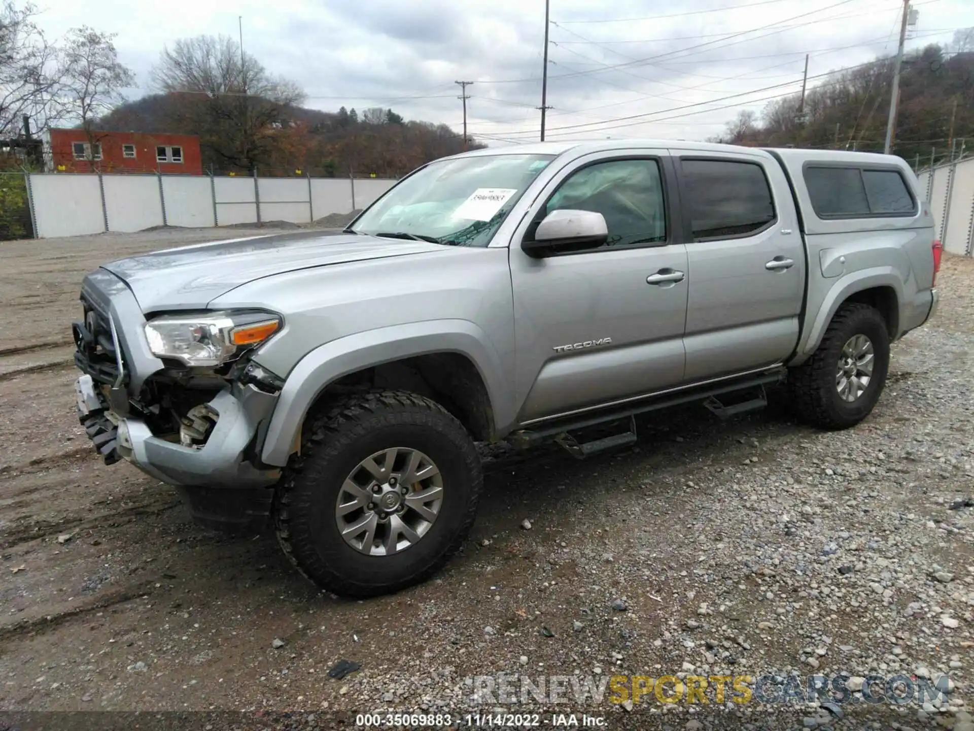 2 Photograph of a damaged car 5TFCZ5AN2KX171806 TOYOTA TACOMA 4WD 2019