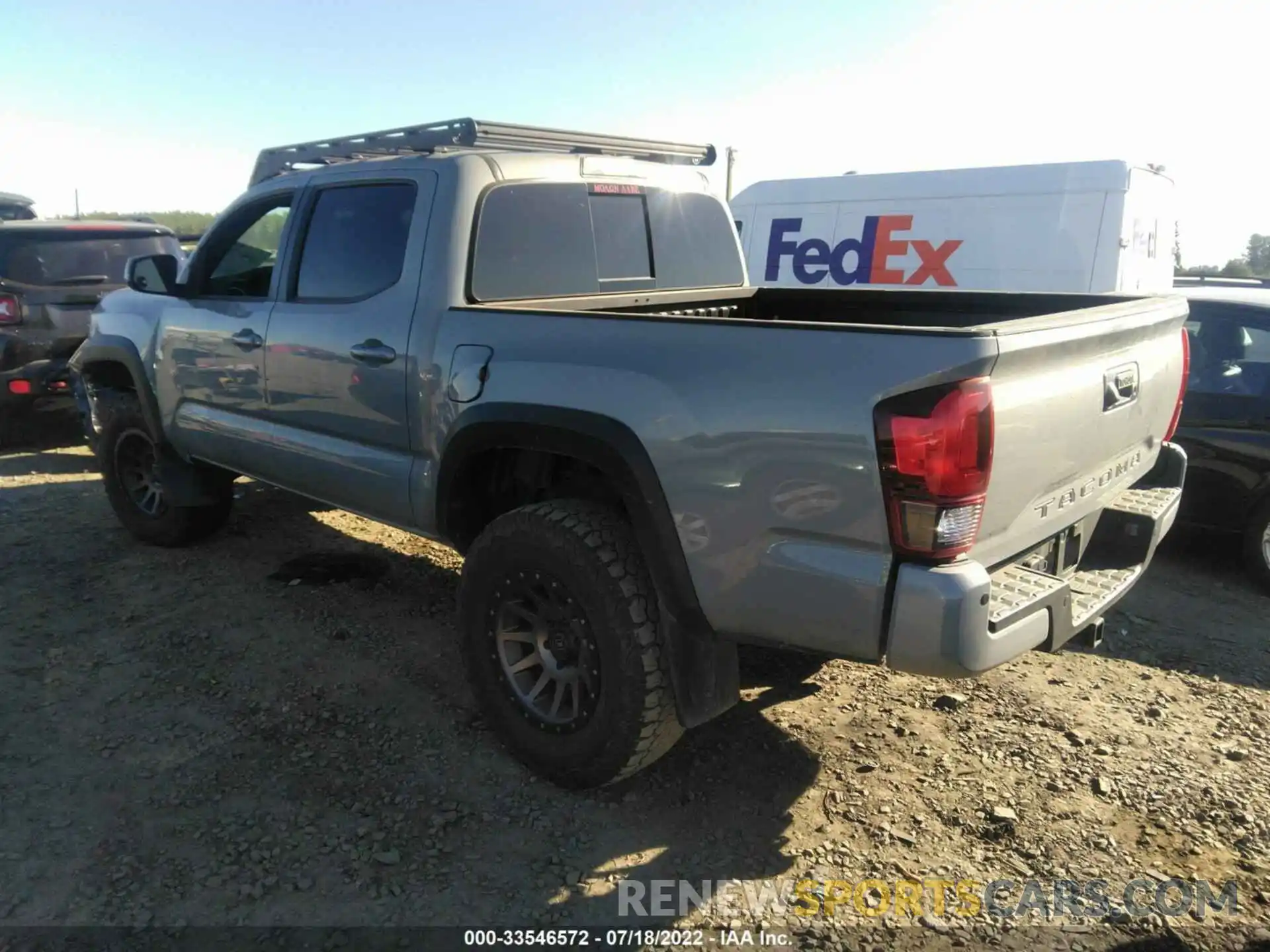 3 Photograph of a damaged car 5TFCZ5AN4KX182130 TOYOTA TACOMA 4WD 2019