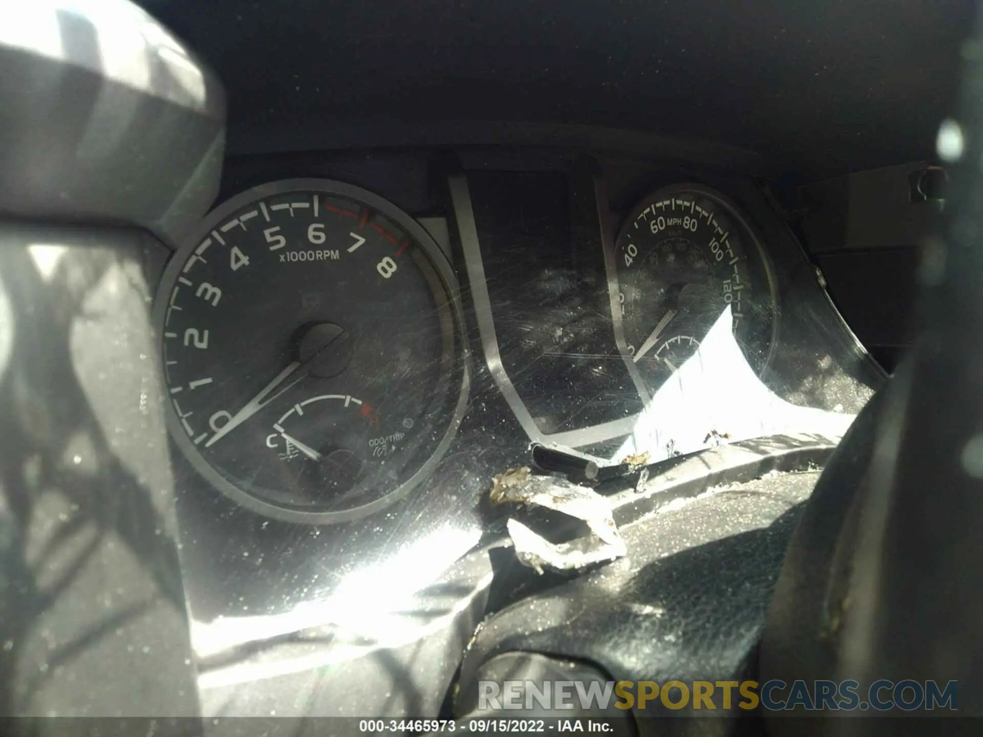 7 Photograph of a damaged car 5TFCZ5AN4KX185562 TOYOTA TACOMA 4WD 2019