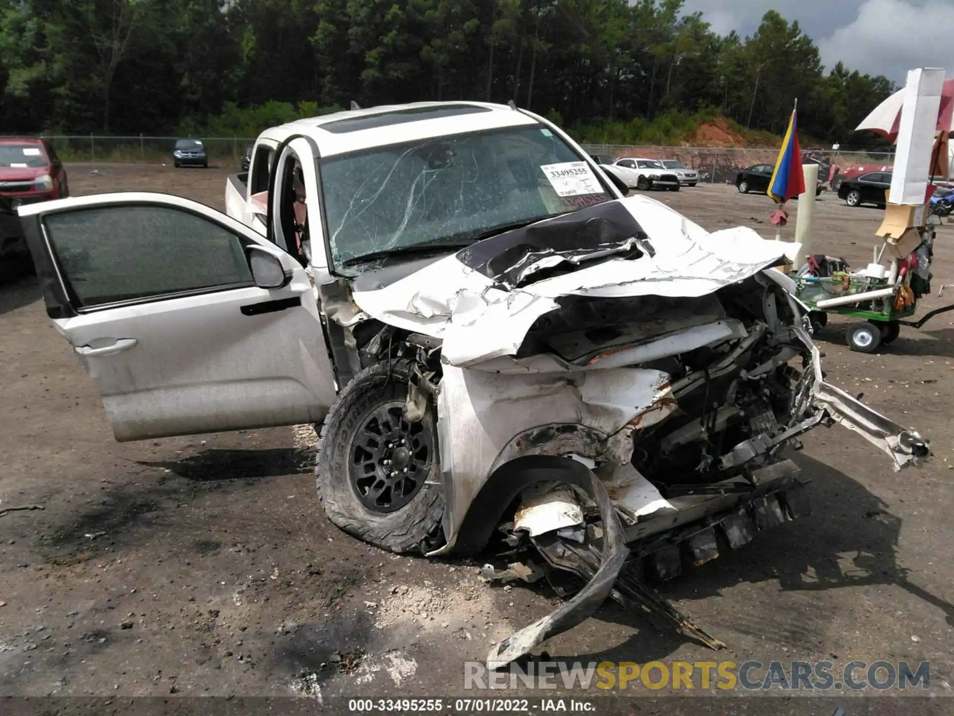 6 Photograph of a damaged car 5TFCZ5AN5KX181648 TOYOTA TACOMA 4WD 2019