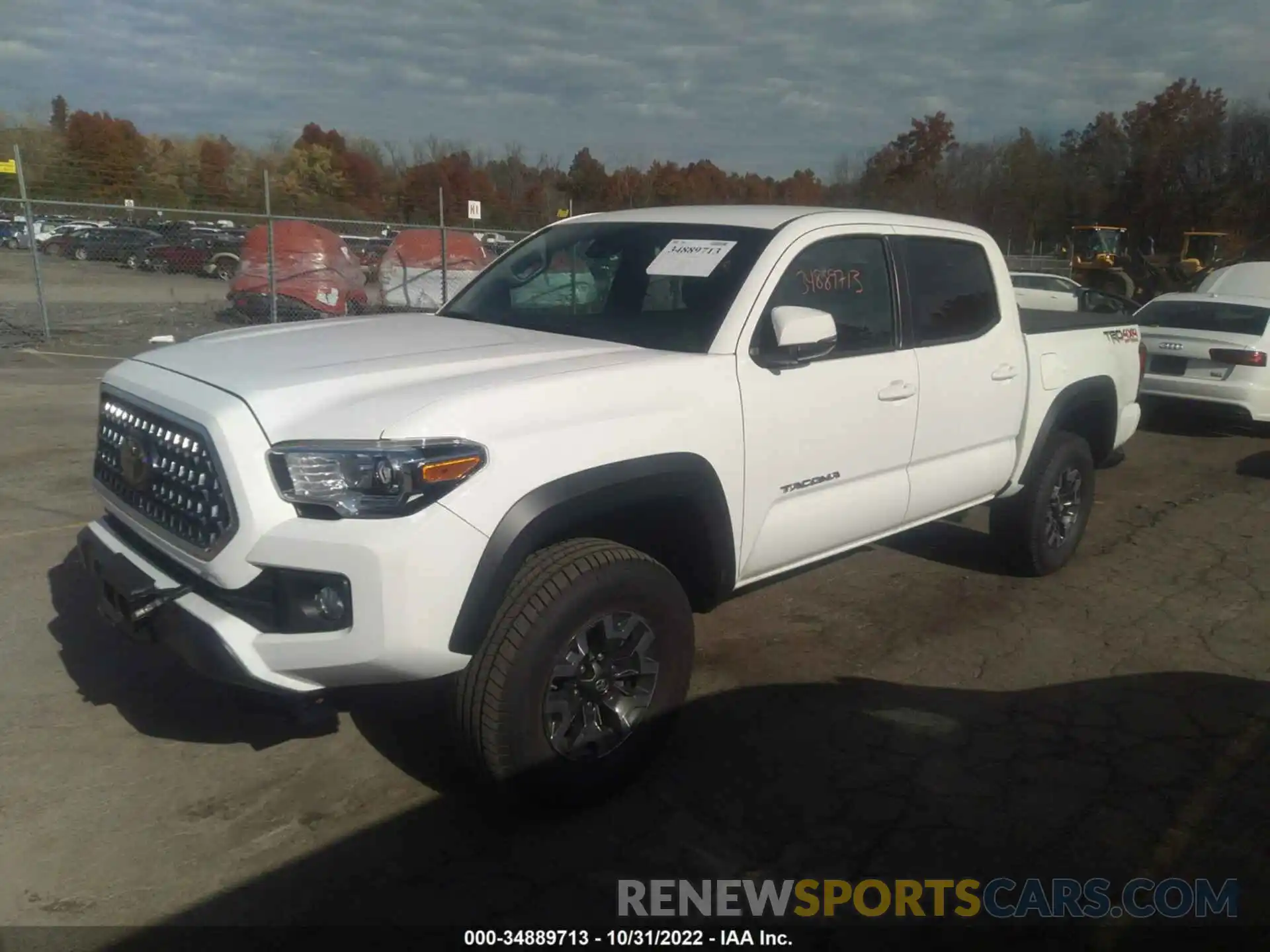 2 Photograph of a damaged car 5TFCZ5AN6KX177947 TOYOTA TACOMA 4WD 2019