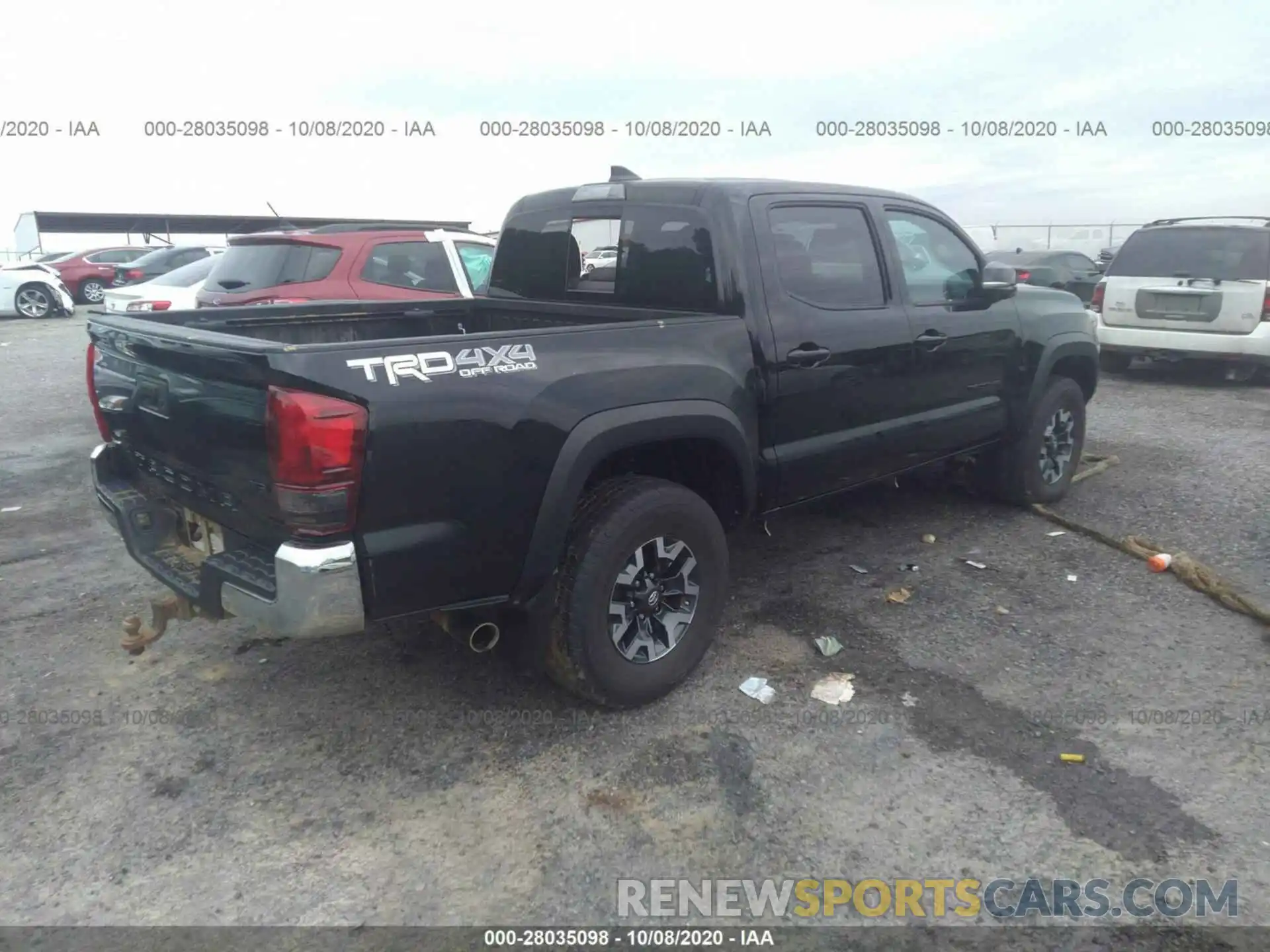 4 Photograph of a damaged car 5TFCZ5AN6KX199172 TOYOTA TACOMA 4WD 2019