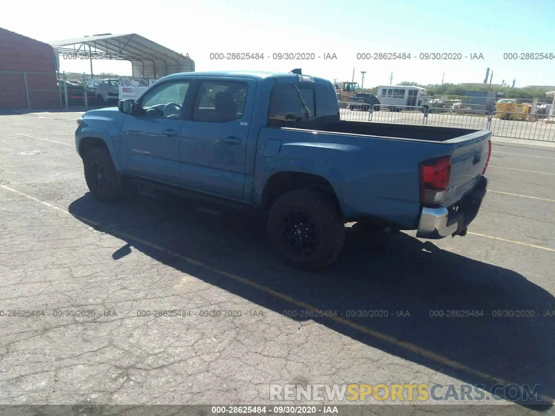 3 Photograph of a damaged car 5TFCZ5AN7KX168464 TOYOTA TACOMA 4WD 2019