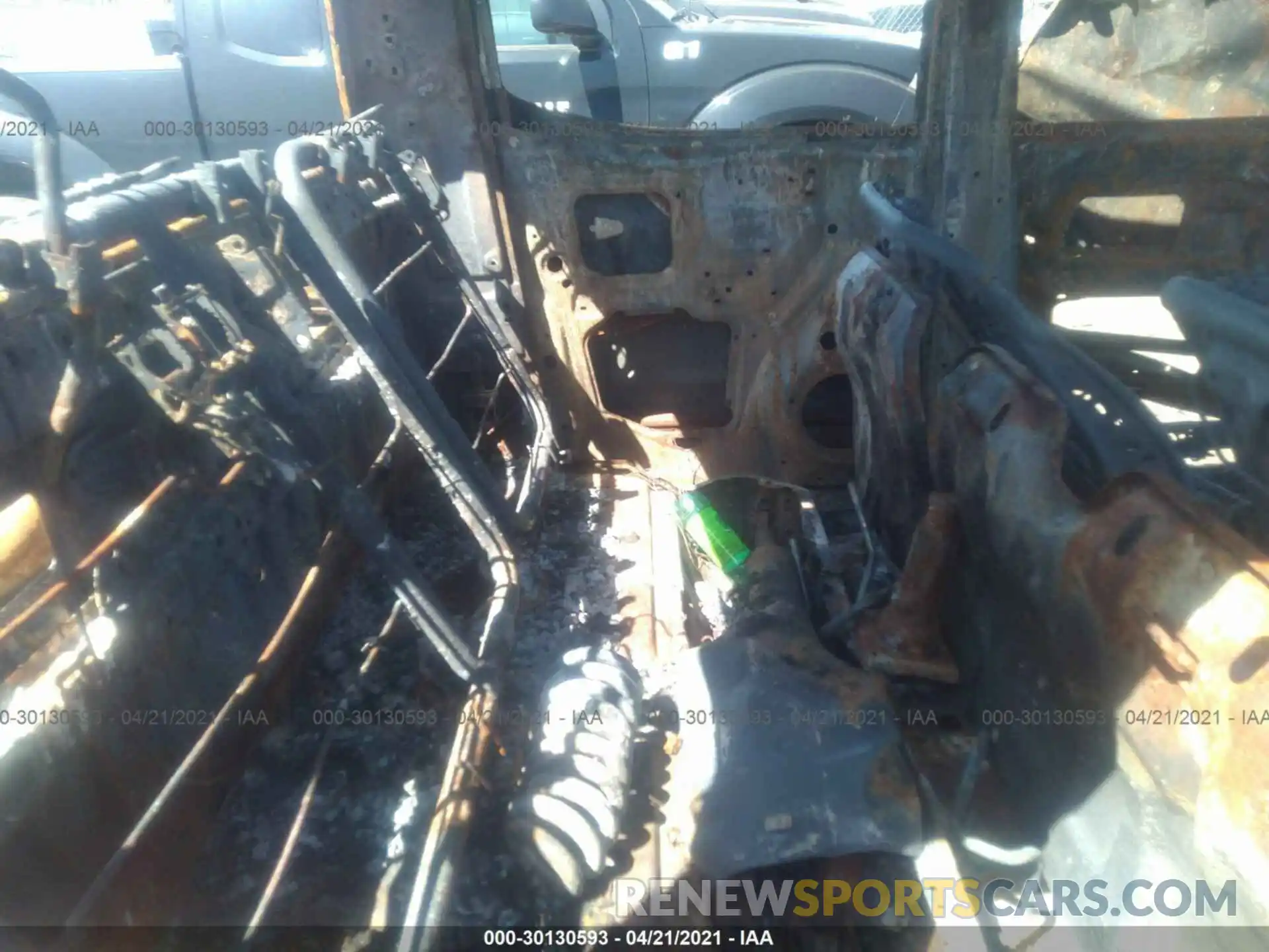 8 Photograph of a damaged car 5TFCZ5AN7KX172398 TOYOTA TACOMA 4WD 2019