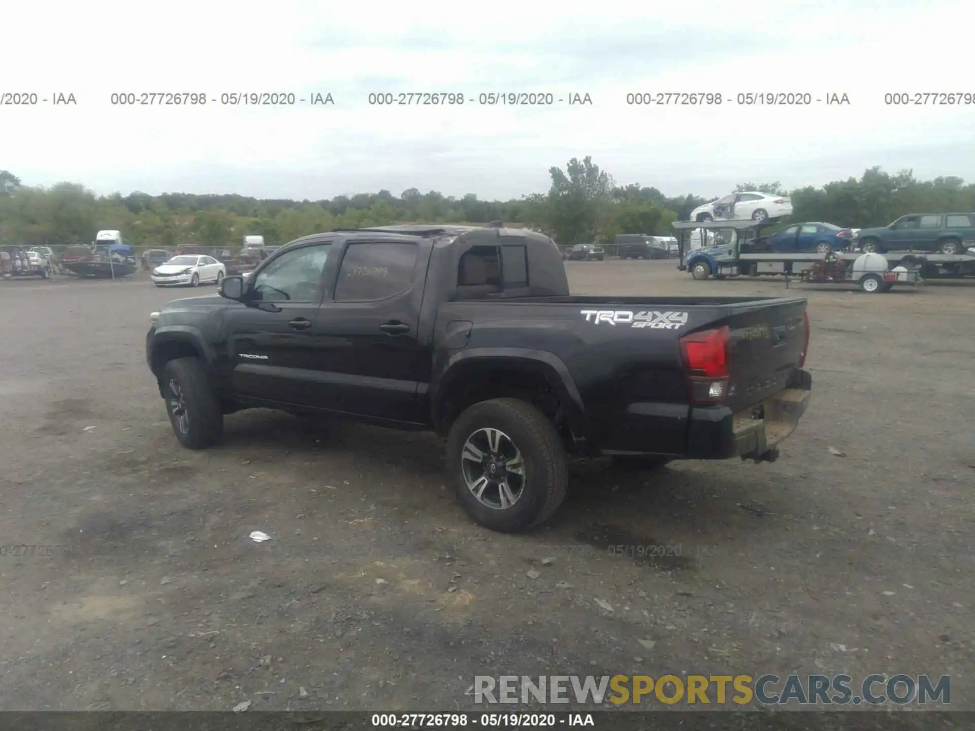 3 Photograph of a damaged car 5TFCZ5AN7KX184003 TOYOTA TACOMA 4WD 2019