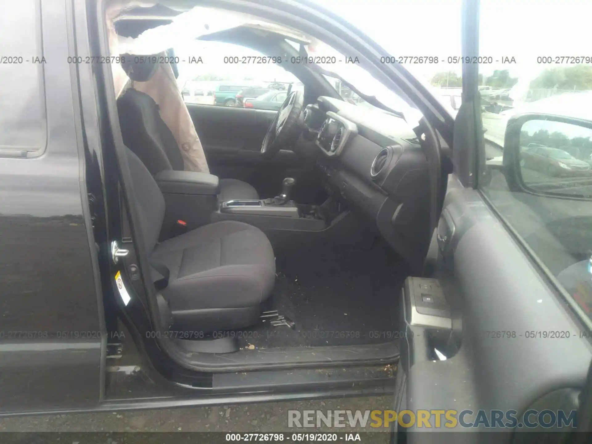 5 Photograph of a damaged car 5TFCZ5AN7KX184003 TOYOTA TACOMA 4WD 2019