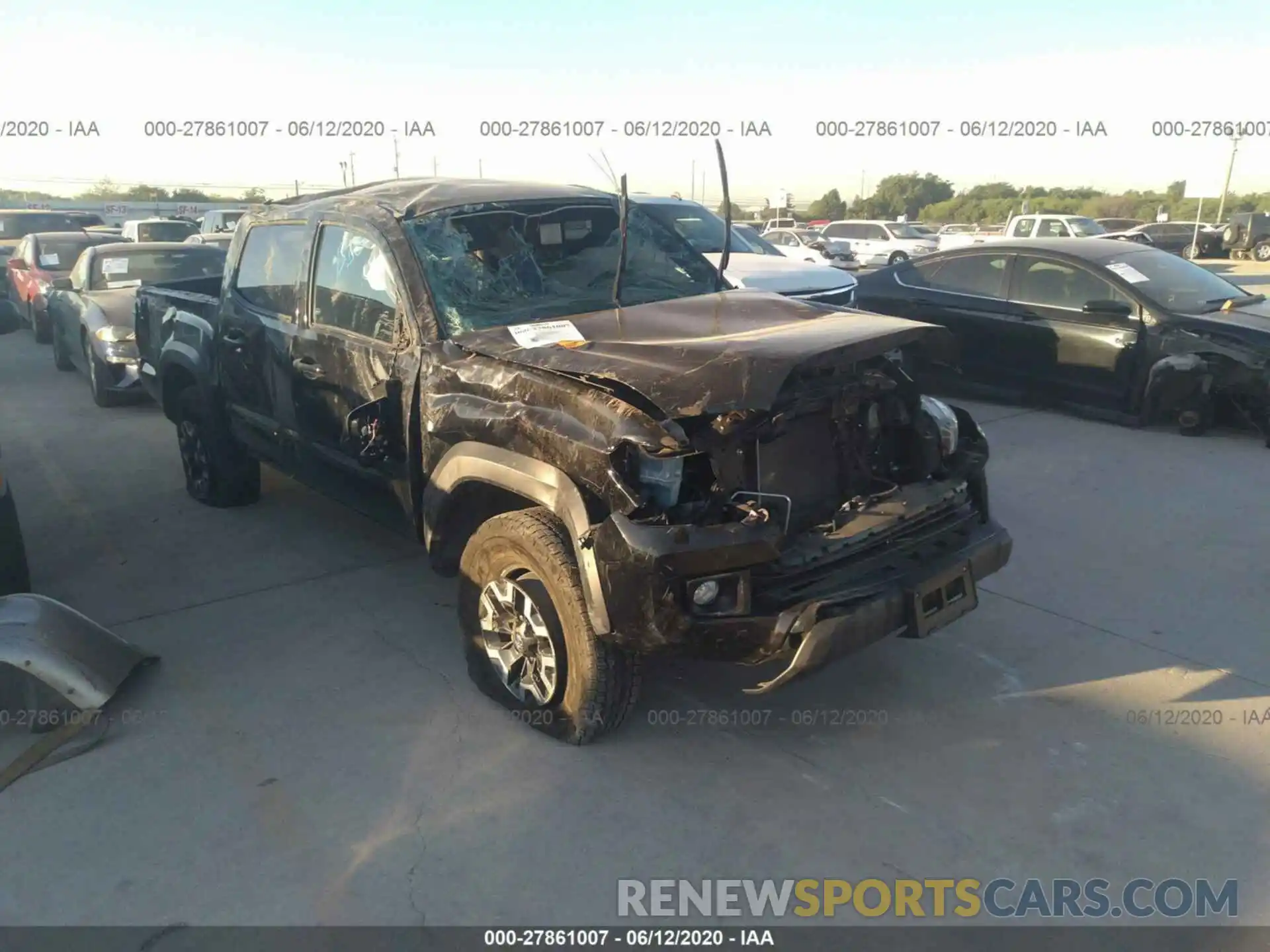 6 Photograph of a damaged car 5TFCZ5AN7KX194529 TOYOTA TACOMA 4WD 2019