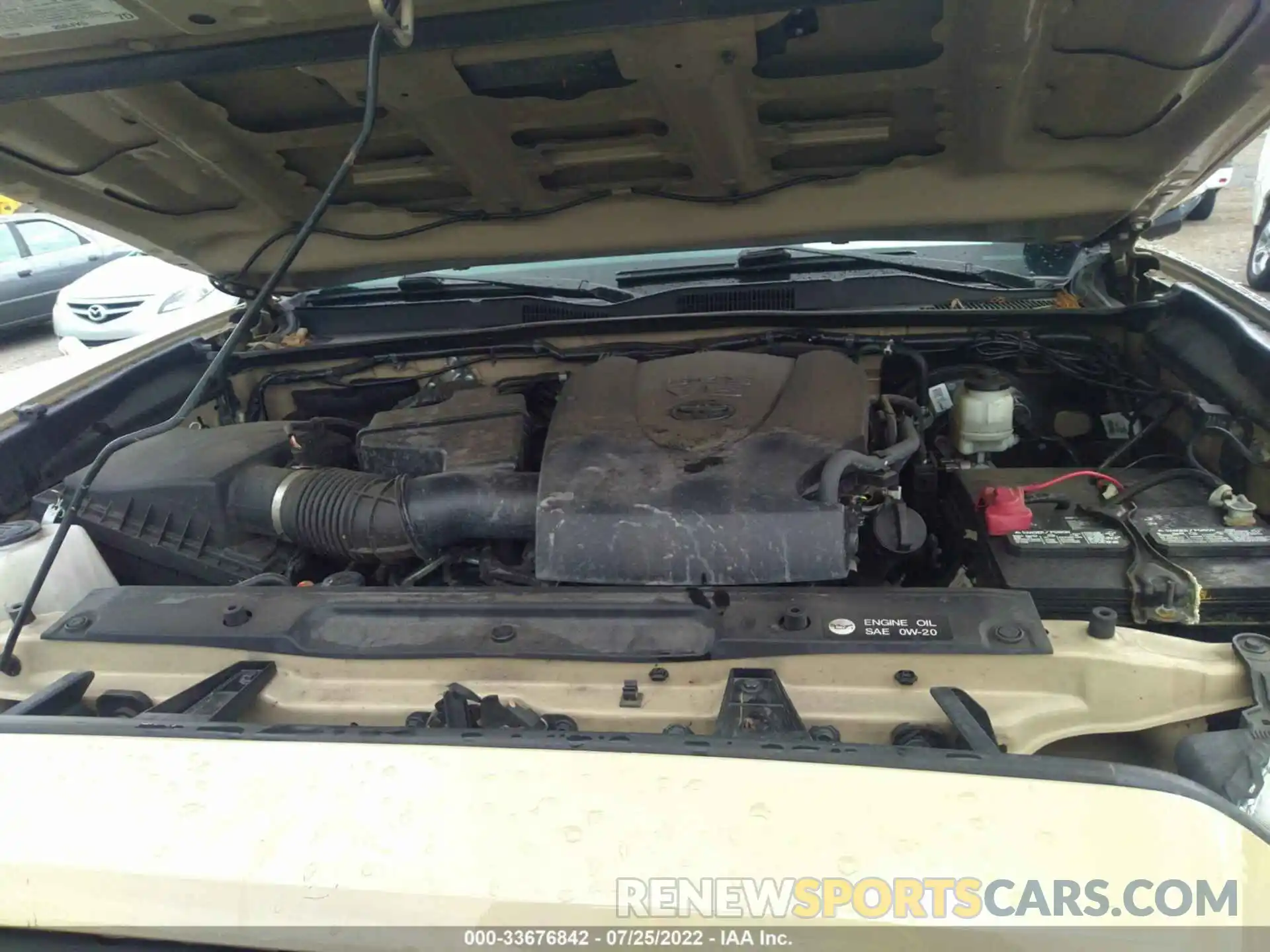 10 Photograph of a damaged car 5TFCZ5AN9KX174010 TOYOTA TACOMA 4WD 2019