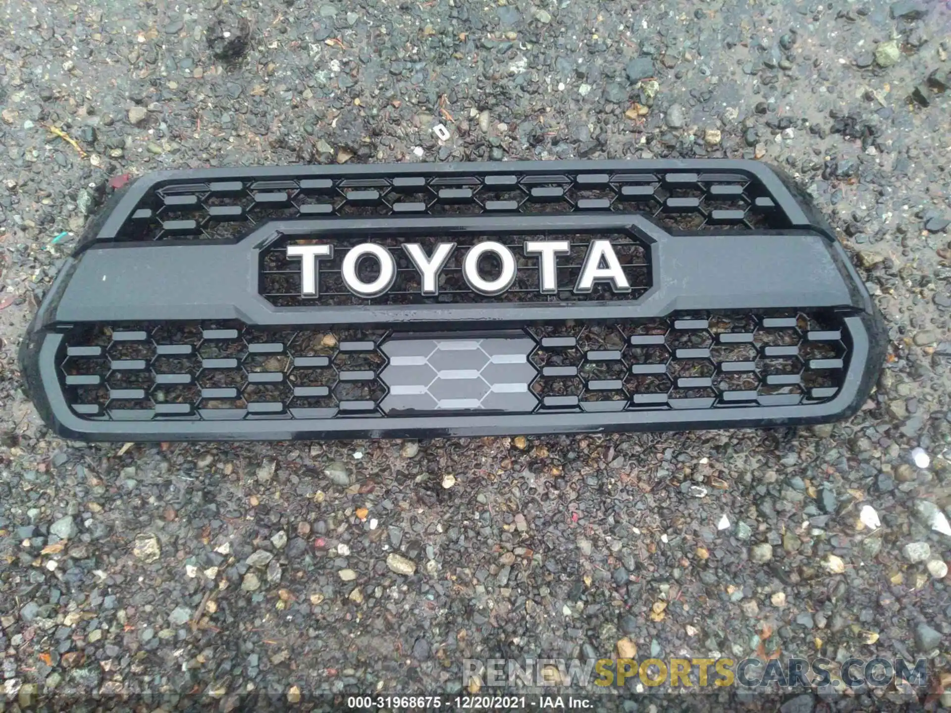 12 Photograph of a damaged car 5TFCZ5AN9KX209578 TOYOTA TACOMA 4WD 2019