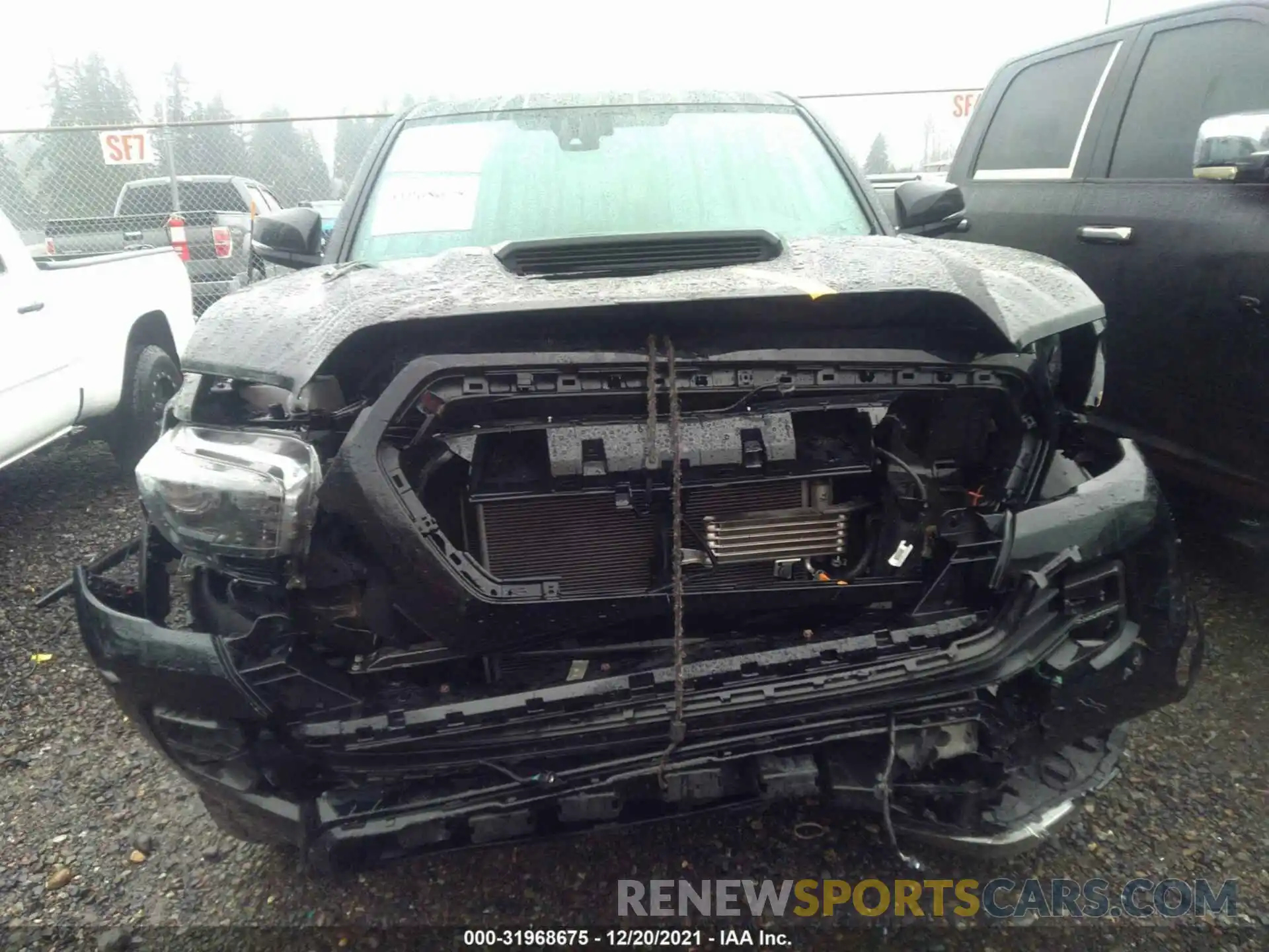 6 Photograph of a damaged car 5TFCZ5AN9KX209578 TOYOTA TACOMA 4WD 2019