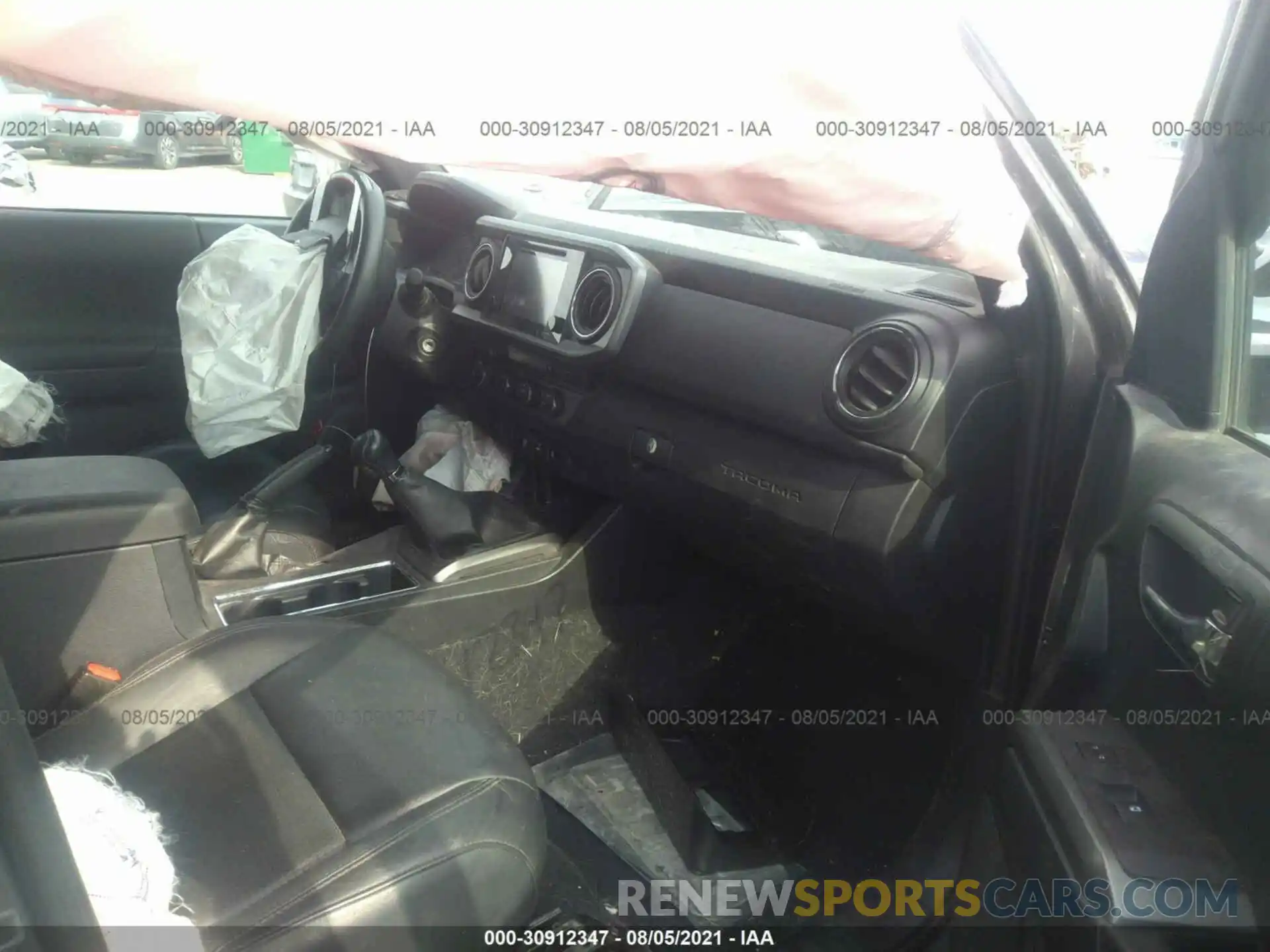 5 Photograph of a damaged car 5TFCZ5ANXKX185968 TOYOTA TACOMA 4WD 2019