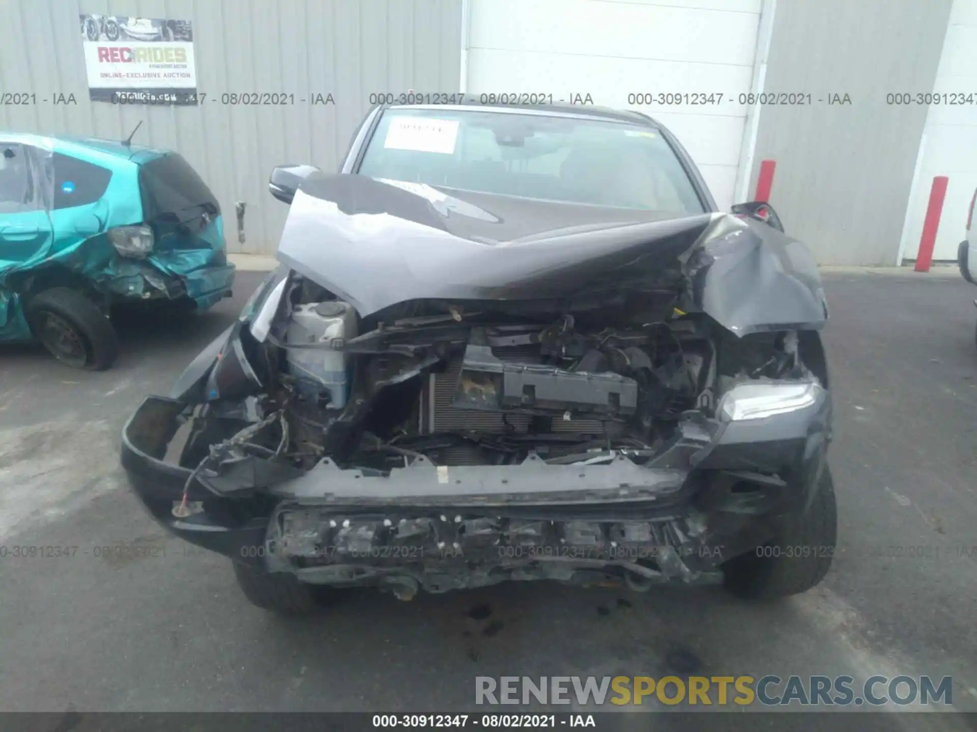 6 Photograph of a damaged car 5TFCZ5ANXKX185968 TOYOTA TACOMA 4WD 2019