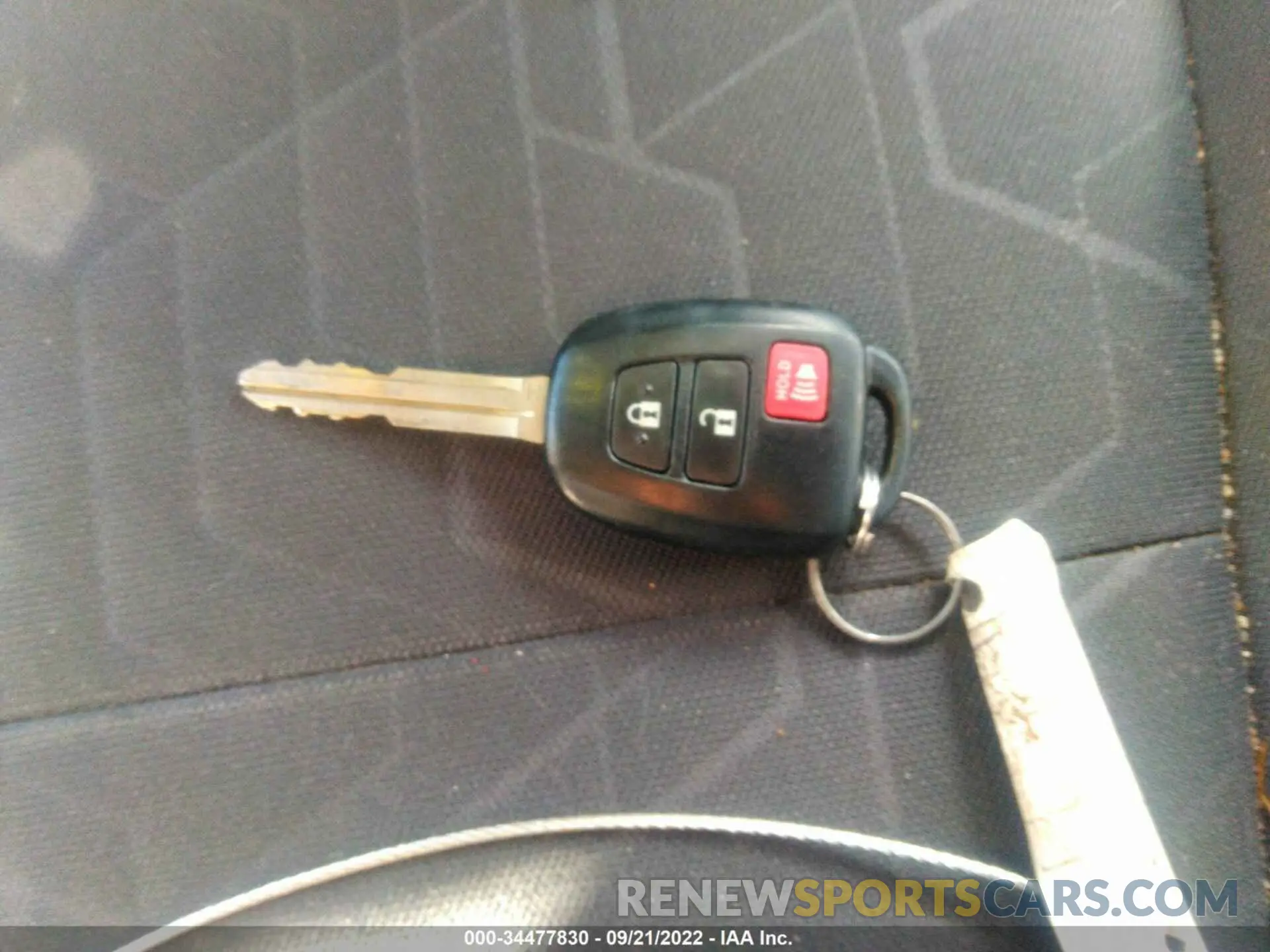 11 Photograph of a damaged car 5TFSZ5AN0KX189748 TOYOTA TACOMA 4WD 2019