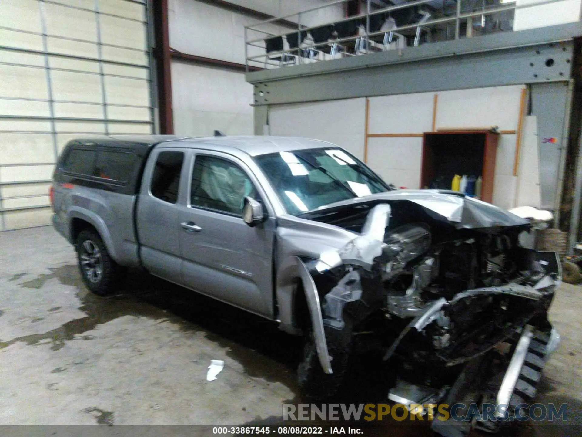 1 Photograph of a damaged car 5TFSZ5AN2KX195230 TOYOTA TACOMA 4WD 2019
