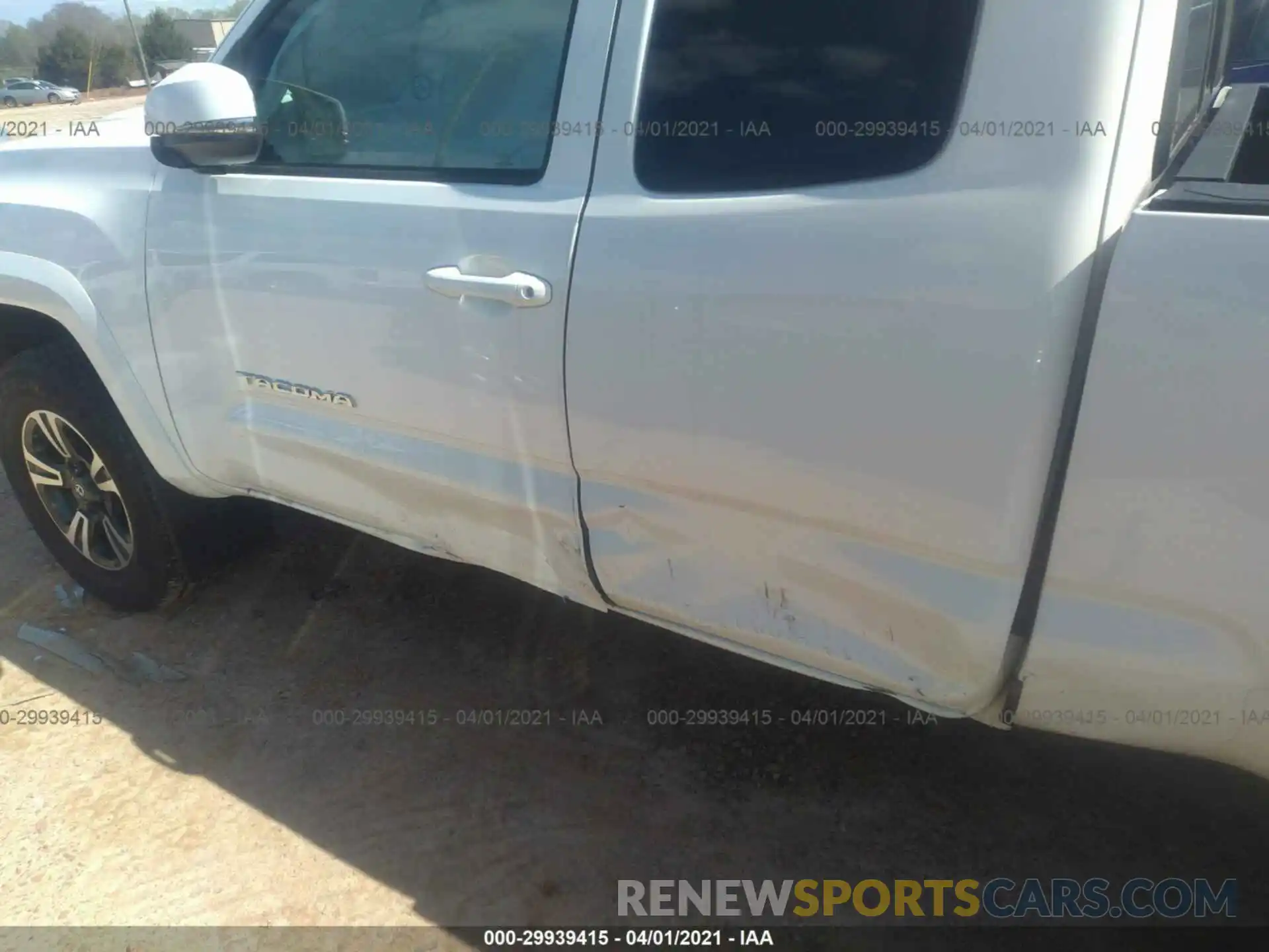 6 Photograph of a damaged car 5TFSZ5AN4KX173942 TOYOTA TACOMA 4WD 2019