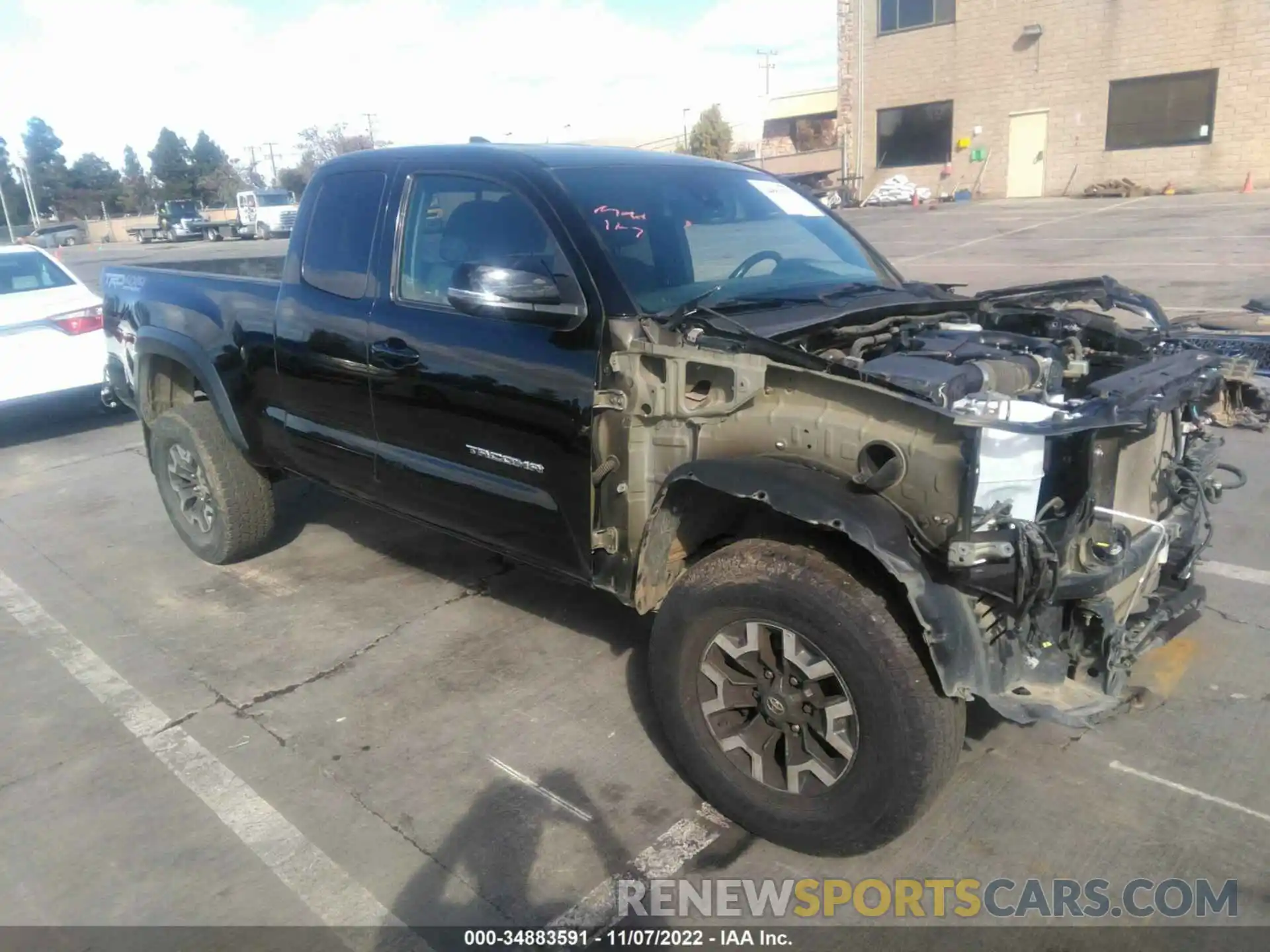 1 Photograph of a damaged car 5TFSZ5AN6KX169097 TOYOTA TACOMA 4WD 2019