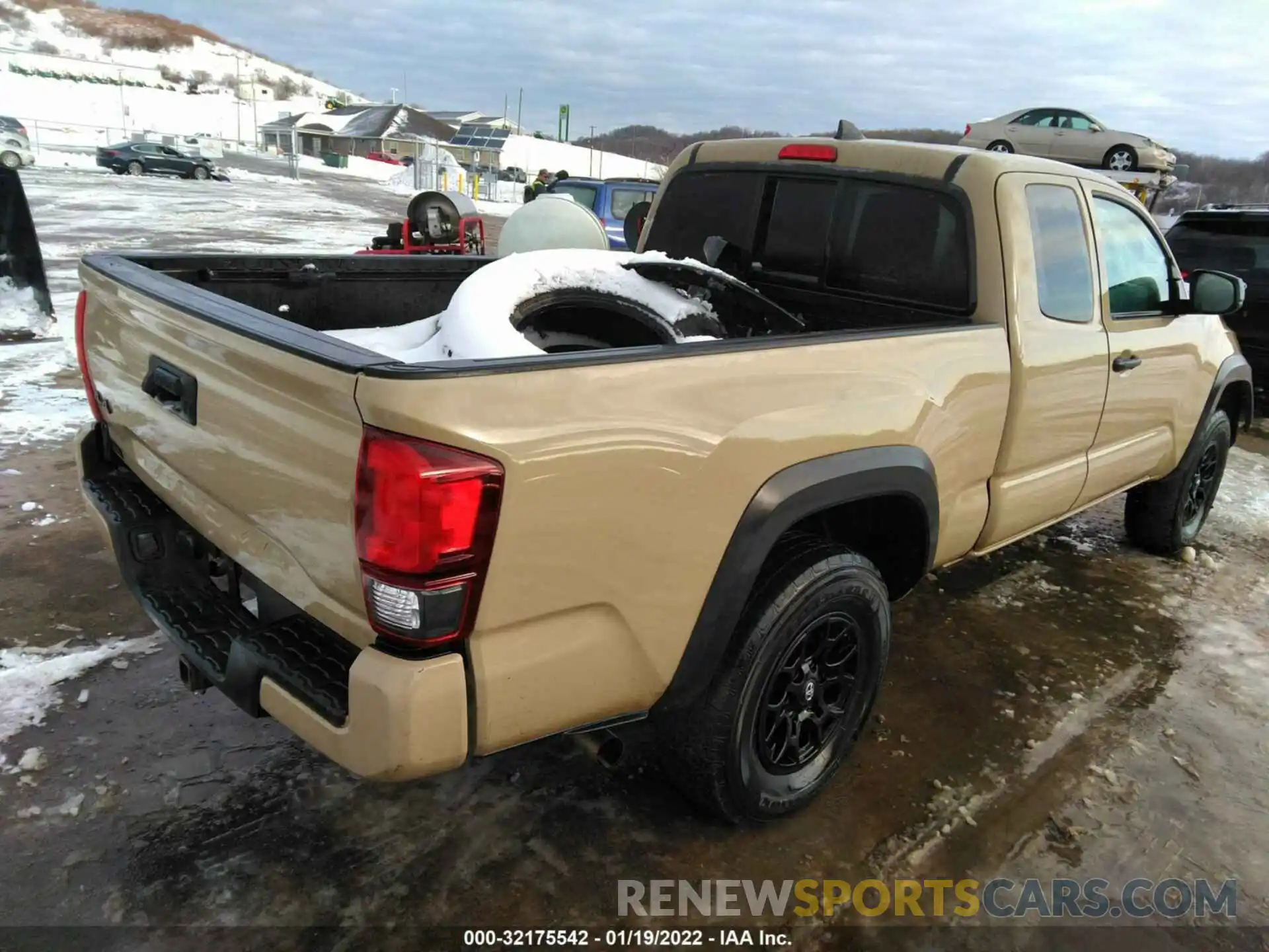 4 Photograph of a damaged car 5TFSZ5ANXKX189238 TOYOTA TACOMA 4WD 2019