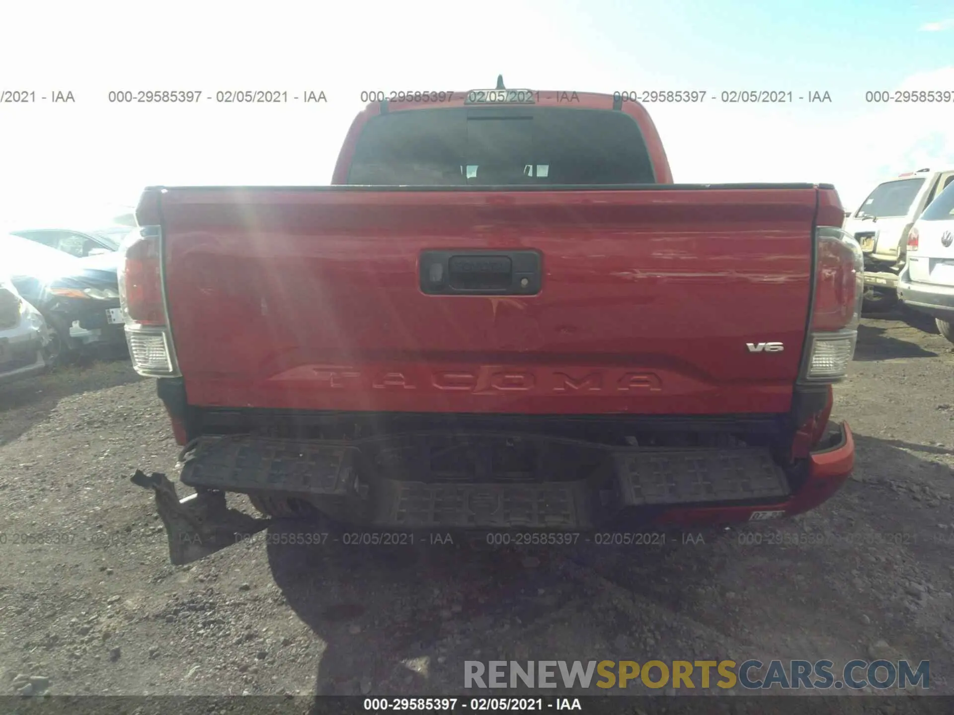 6 Photograph of a damaged car 3TMCZ5AN2LM347308 TOYOTA TACOMA 4WD 2020